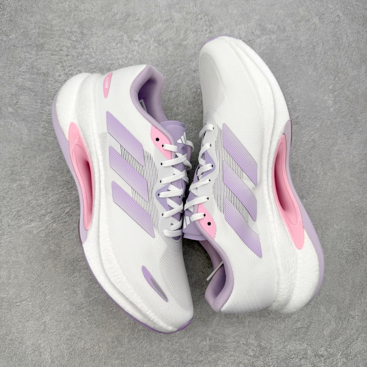 ＃RS纯原 AD VELOSTAR Light Boost 中性透气日常训练慢跑鞋｜白紫 KI6017 产品概述 定位日