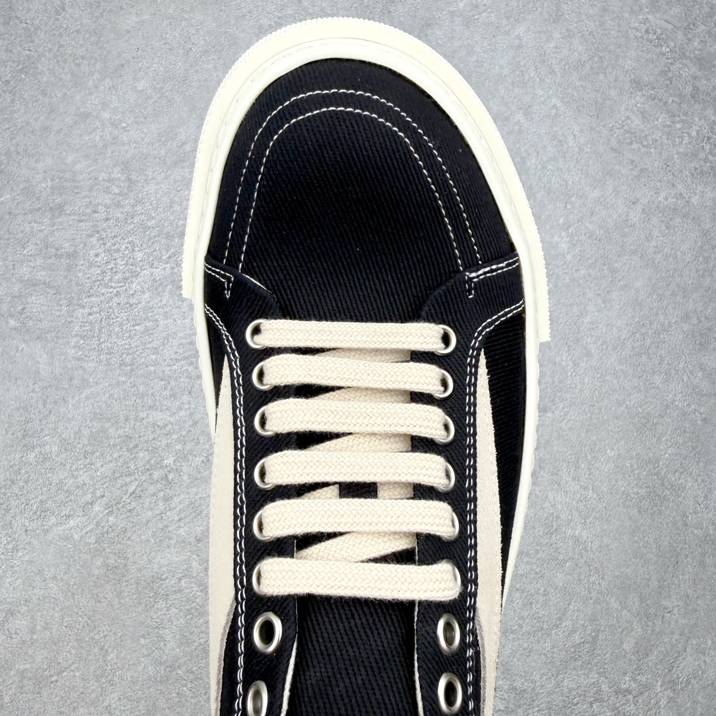 ＃DG纯原 Rick Owens Drkshdw 瑞克·欧文斯低帮牛仔布时尚运动板鞋 黑色 二级市场已经7K以上 平台客