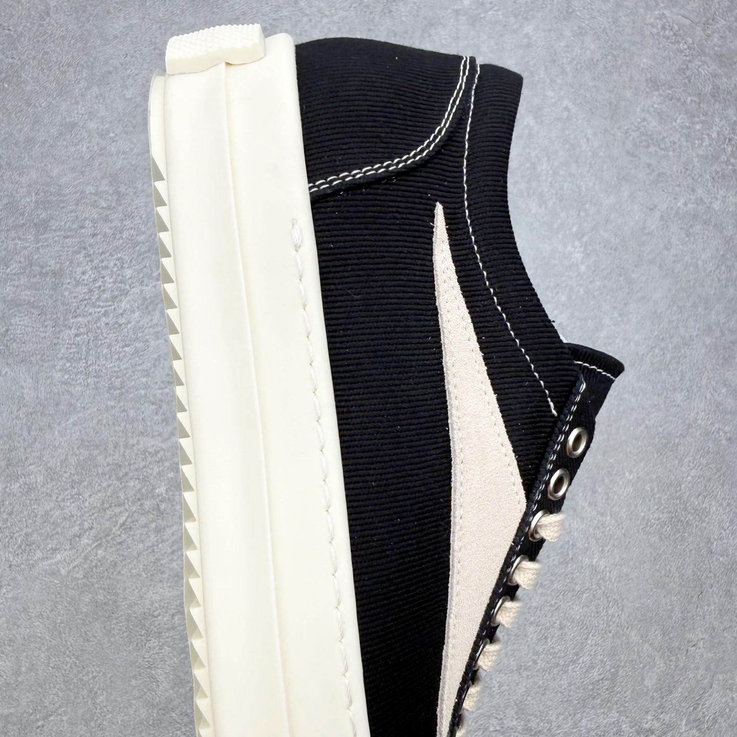 ＃DG纯原 Rick Owens Drkshdw 瑞克·欧文斯低帮牛仔布时尚运动板鞋 黑色 二级市场已经7K以上 平台客