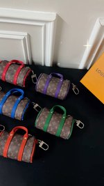 1:1 Replica Wholesale
 Louis Vuitton LV Keepall Handbags Clutches & Pouch Bags Pouch Mini M01521