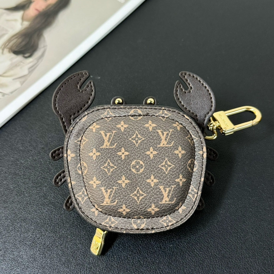 Louis Vuitton Funda de auriculares Monogram Canvas Lona