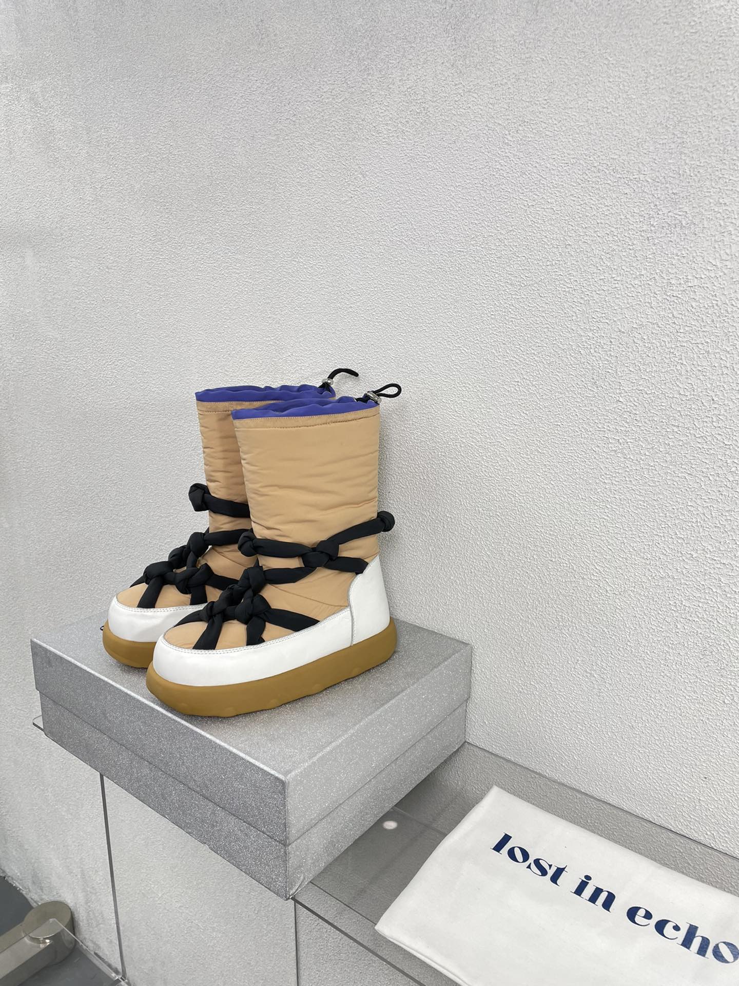Lost in Echo Winterfufu Series: Cozy, Stylish, and Warm Winter Accessories