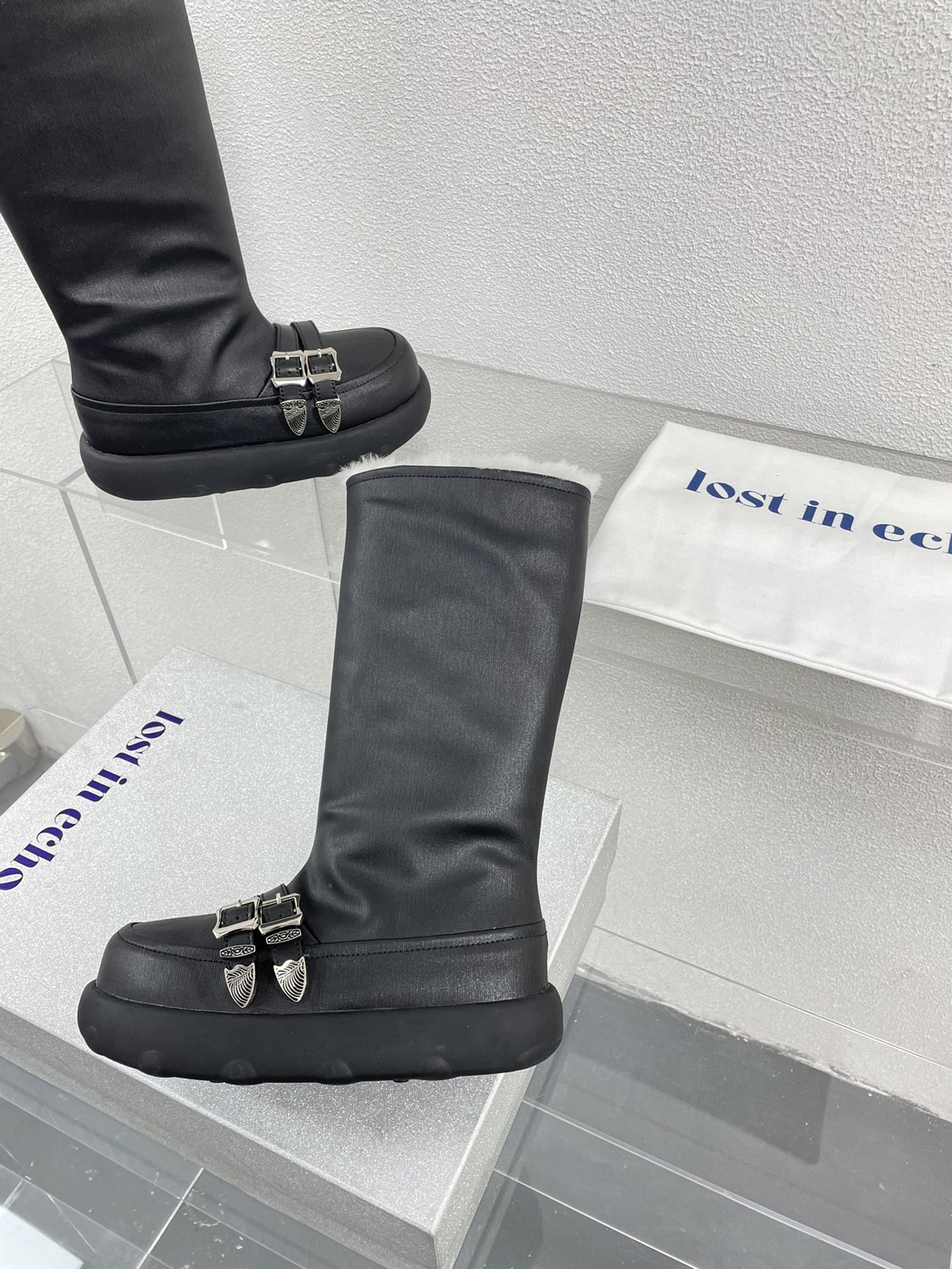 “Cozy Winter Vibes with Black Lost in Echo Fufu Series Packaging” - 图片 3