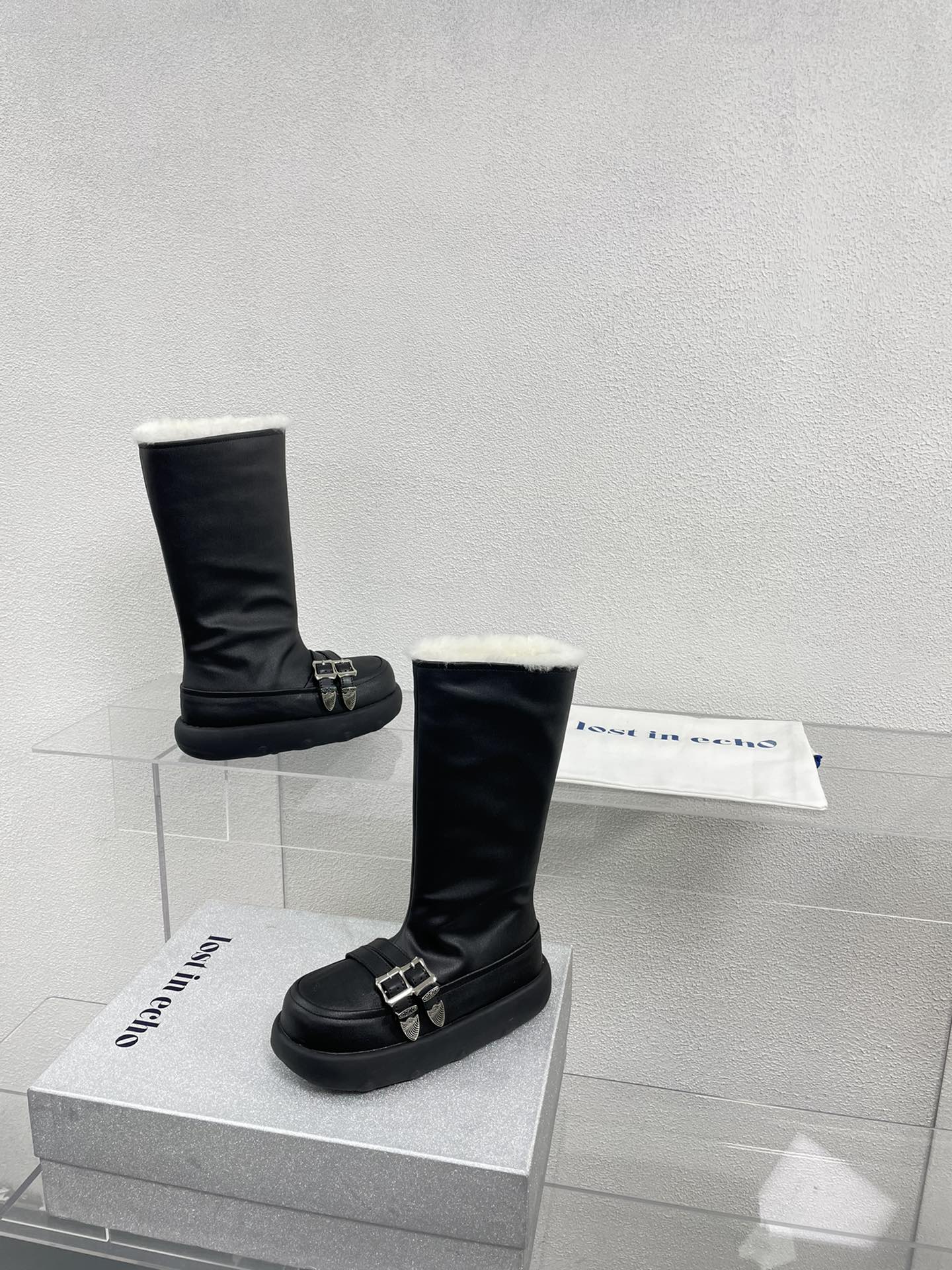 “Cozy Winter Vibes with Black Lost in Echo Fufu Series Packaging” - 图片 2