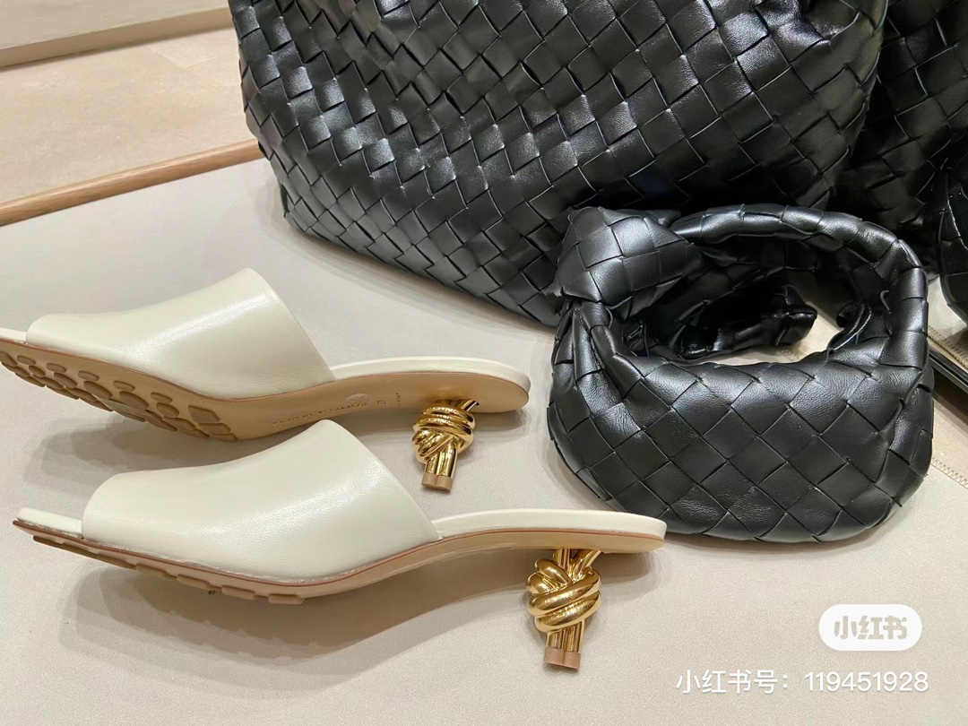 NO:423718,Detail display, high heels, slippers19860909细节展示,高跟鞋拖鞋,high heels,slippers,Women's Shoes