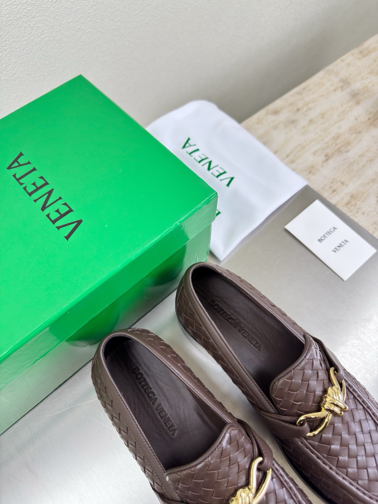 高版本出厂 男码+10 Bottega Veneta/BV F065 2026ss新款真皮手工编织 金色