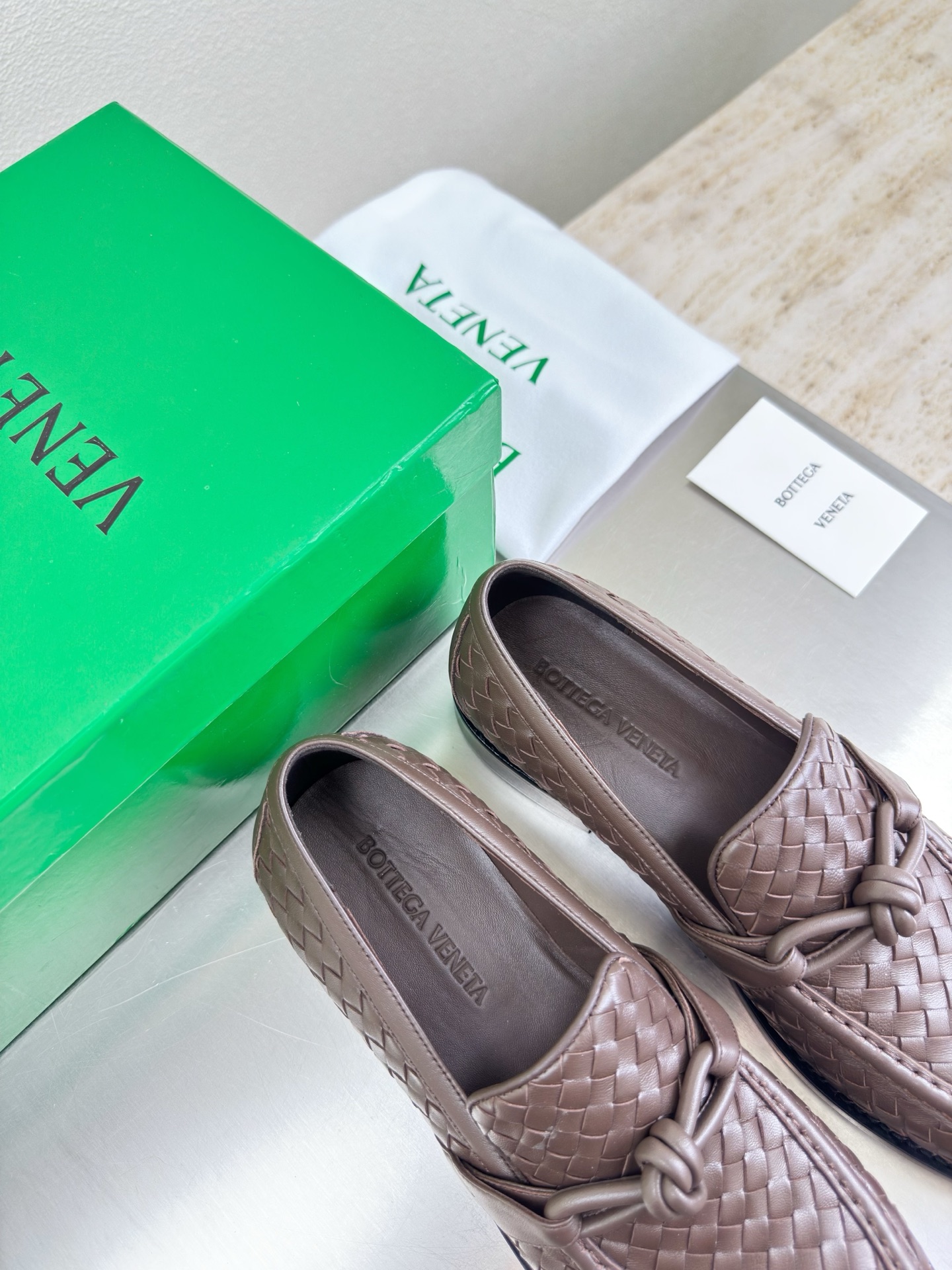 高版本出厂 男码+10 Bottega Veneta/BV F065 2026ss新款真皮手工编织 金色