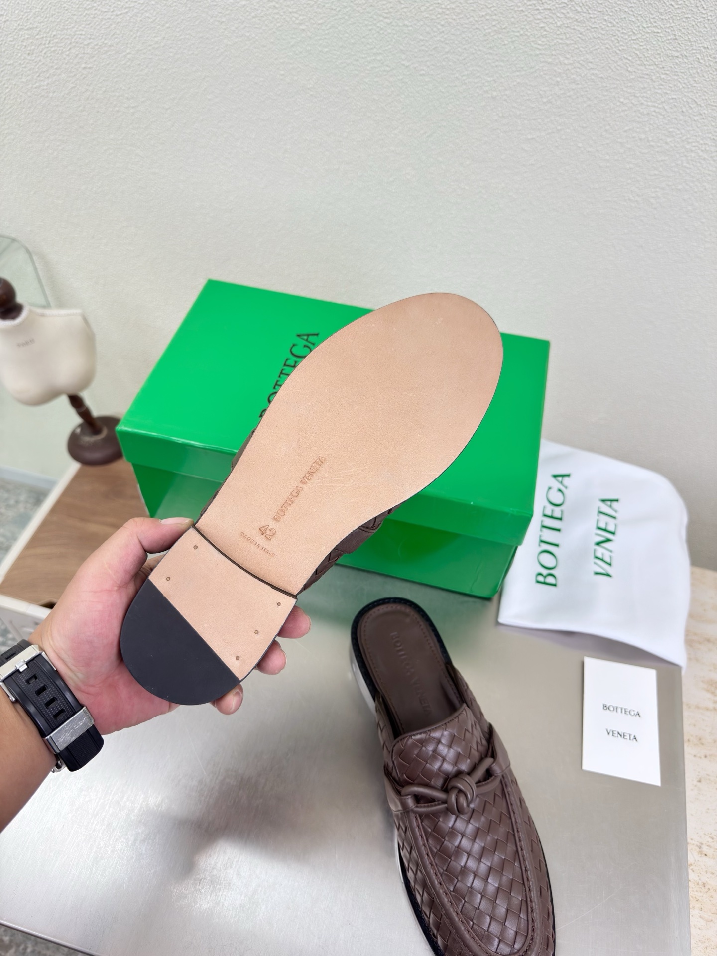 高版本出厂 男码+10 Bottega Veneta/BV F065 2026ss新款真皮手工编织金色五