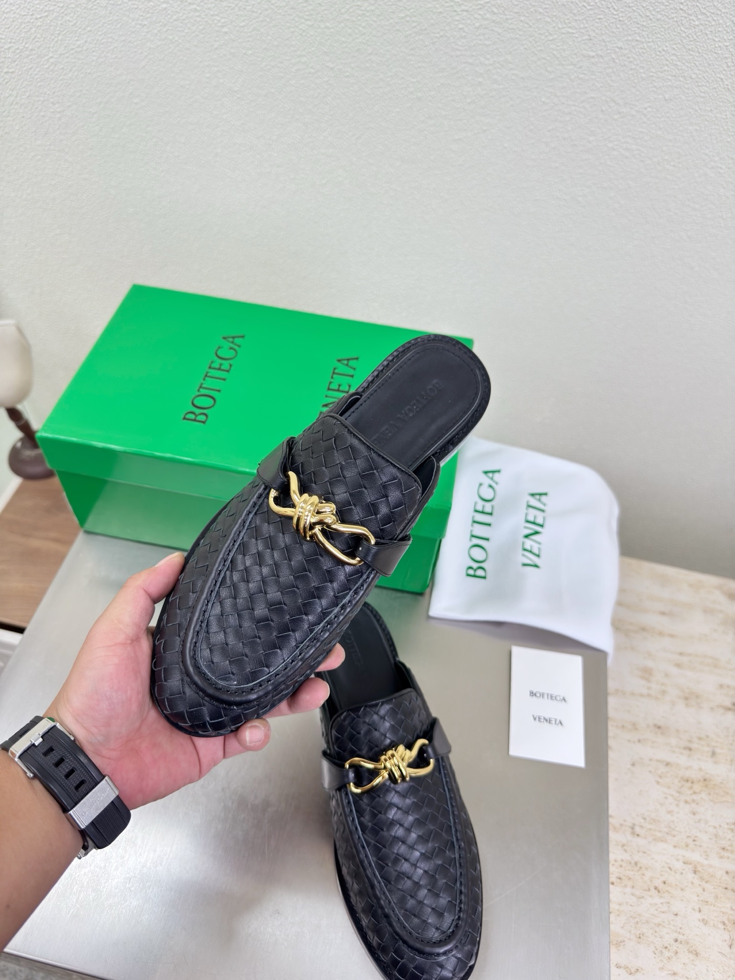 高版本出厂 男码+10 Bottega Veneta/BV F065 2026ss新款真皮手工编织金色五