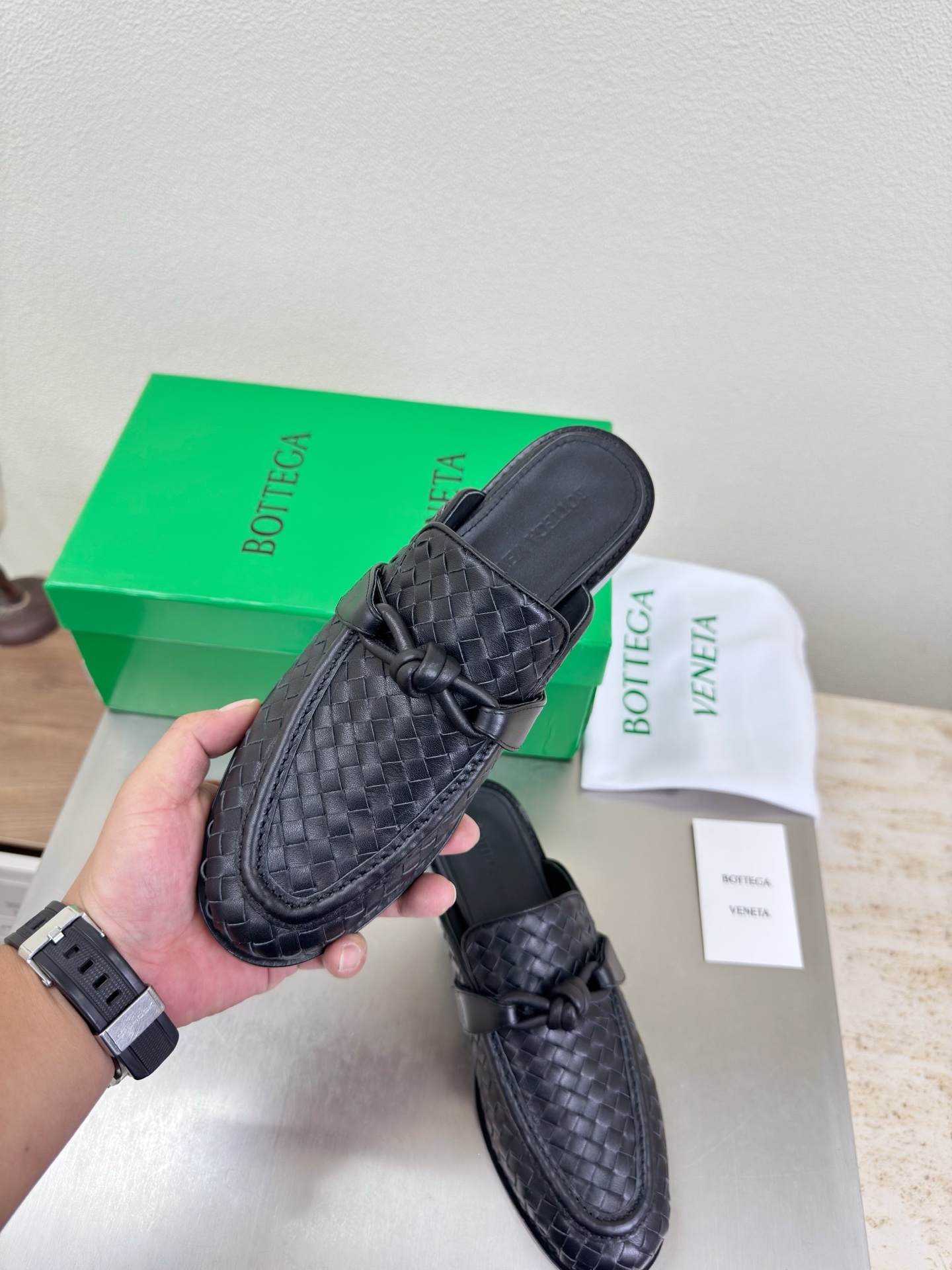 高版本出厂 男码+10 Bottega Veneta/BV F065 2026ss新款真皮手工编织金色五