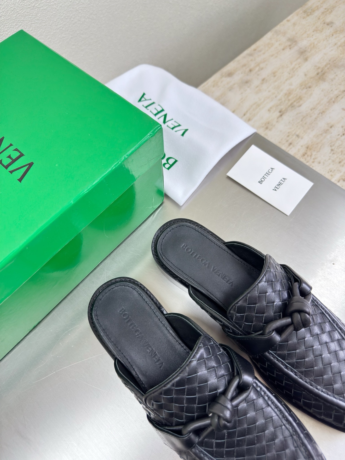 高版本出厂 男码+10 Bottega Veneta/BV F065 2026ss新款真皮手工编织金色五