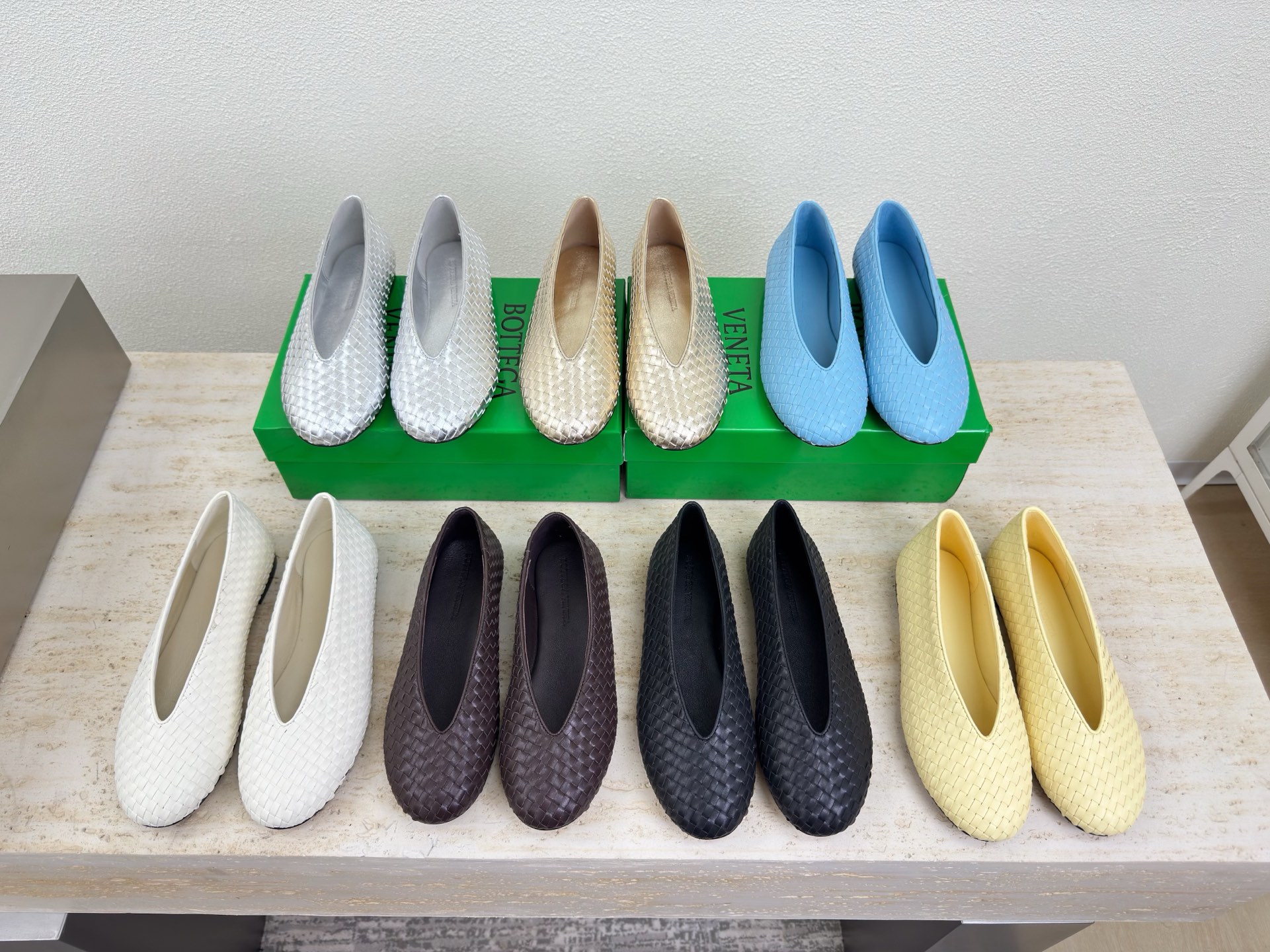 高版本出厂Bottega Veneta/BV F065 2026ss新款编织玛丽珍平底鞋乐福鞋 高定的配