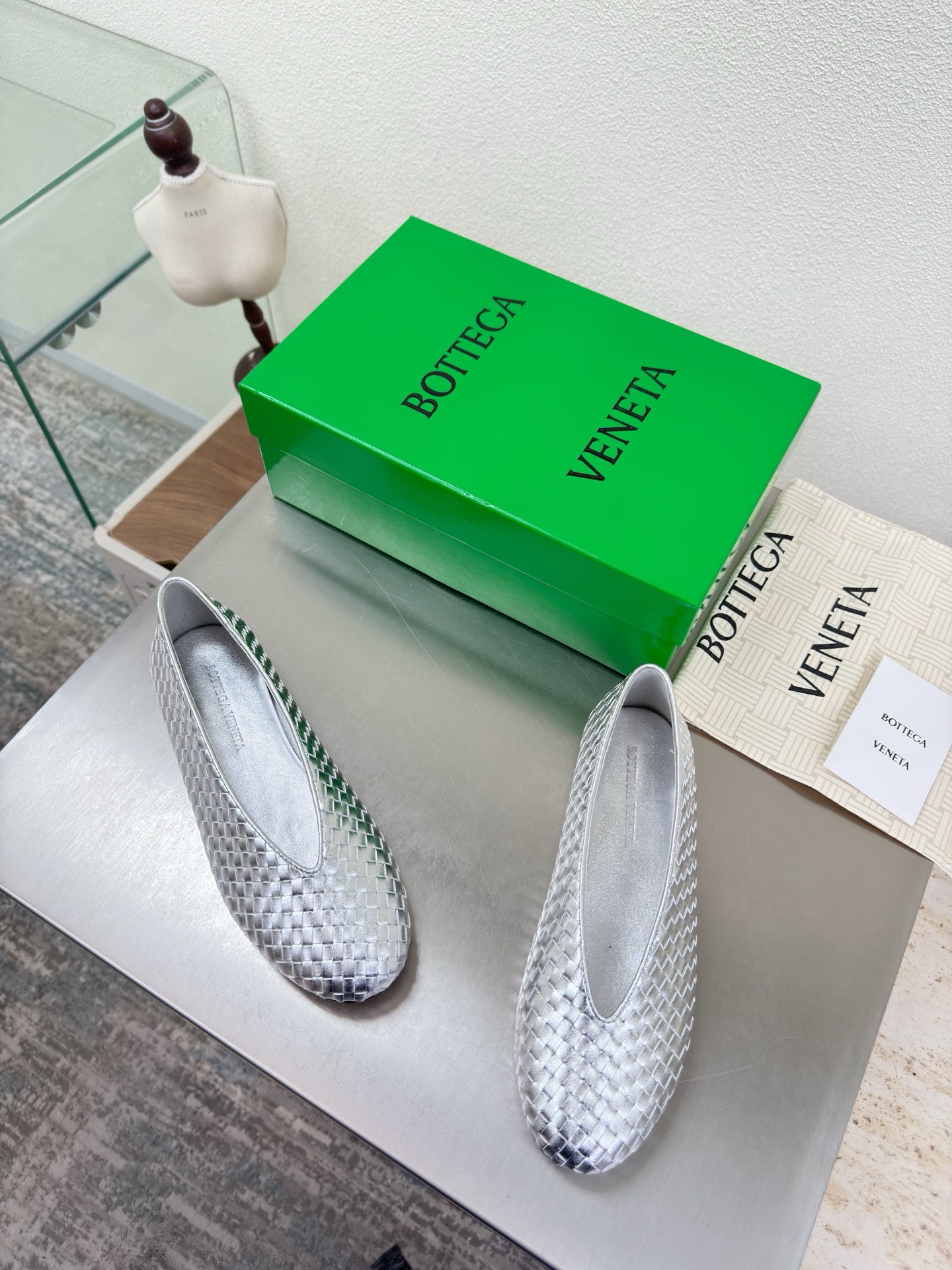 高版本出厂Bottega Veneta/BV F065 2026ss新款编织玛丽珍平底鞋乐福鞋 高定的配