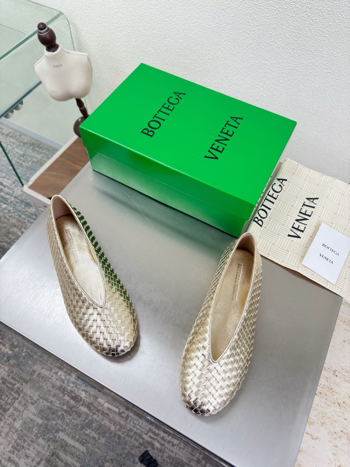 高版本出厂Bottega Veneta/BV F065 2026ss新款编织玛丽珍平底鞋乐福鞋 高定的配