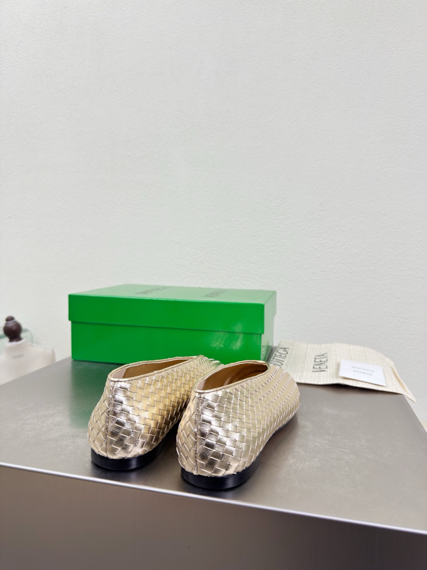 高版本出厂Bottega Veneta/BV F065 2026ss新款编织玛丽珍平底鞋乐福鞋 高定的配