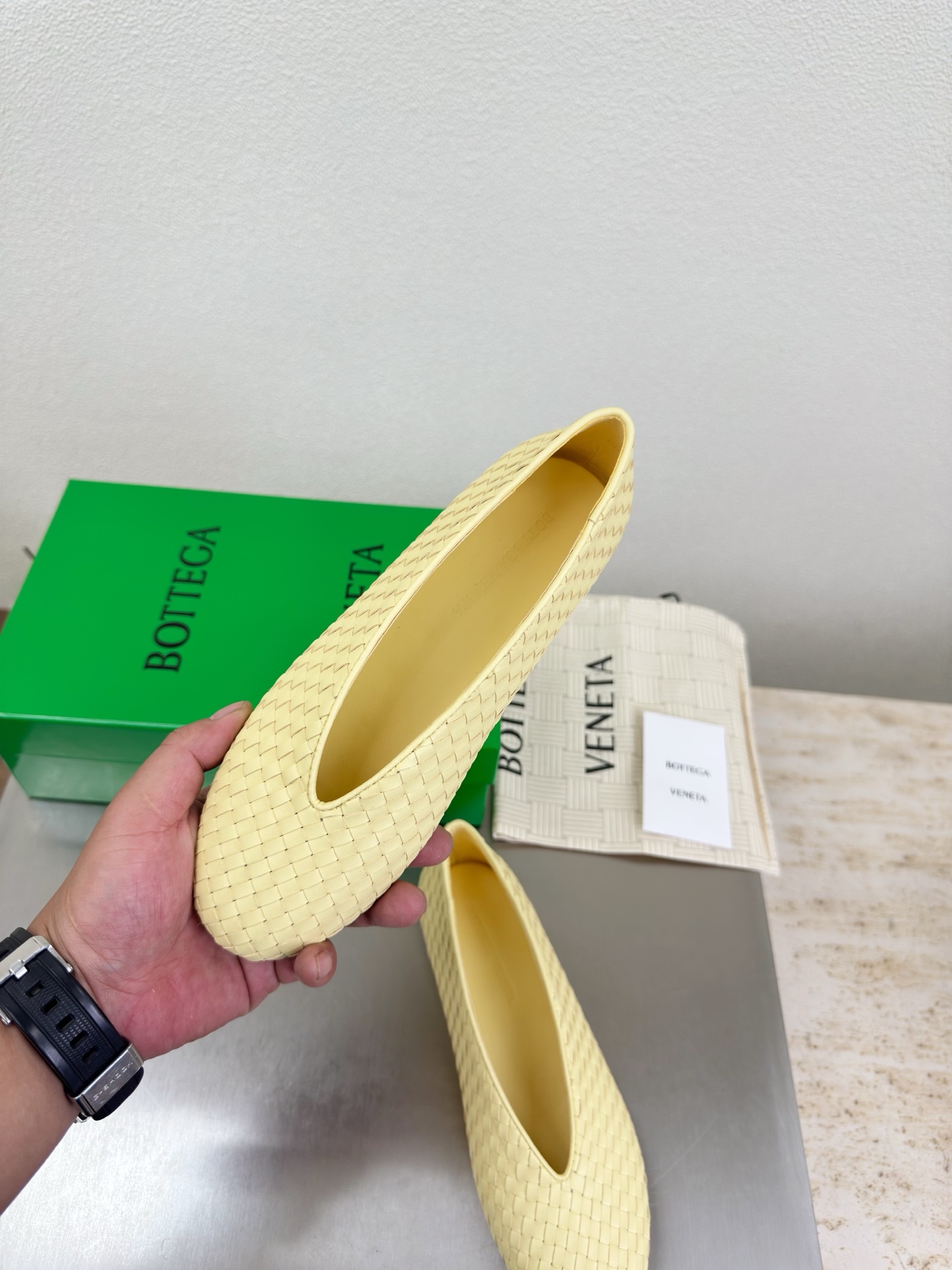 高版本出厂Bottega Veneta/BV F065 2026ss新款编织玛丽珍平底鞋乐福鞋 高定的配