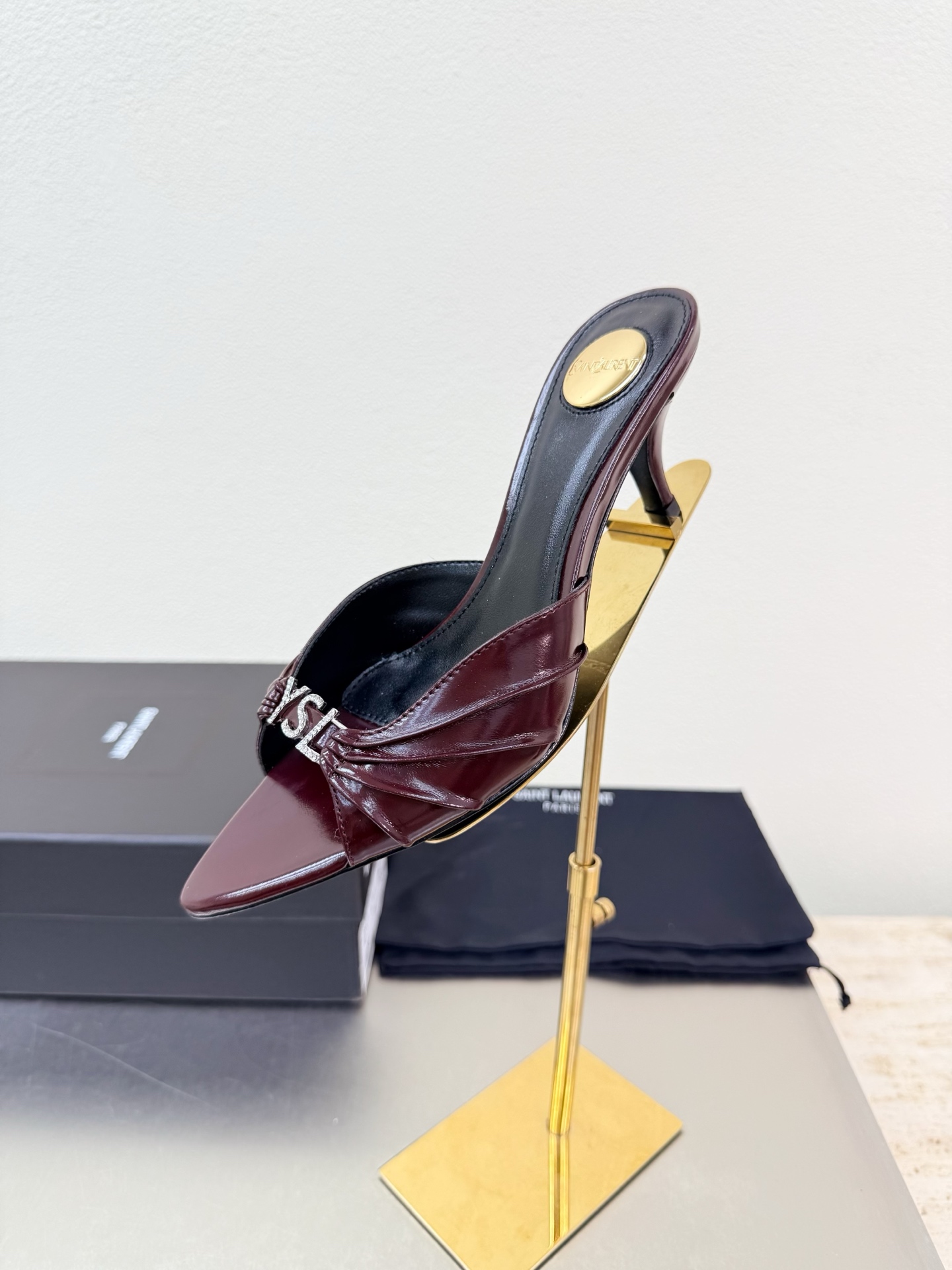 NO:789980,YSL diamond buckle hardware decoration 6.5cm heel height 6 colors pleated slippers, high heels slippers, saint laurent, high heels, slippers19860909YSL 钻扣五金装饰 6.5cm跟高 6色褶皱拖鞋,高跟鞋拖鞋,saint laurent,high heels,slippers,Women's Shoes