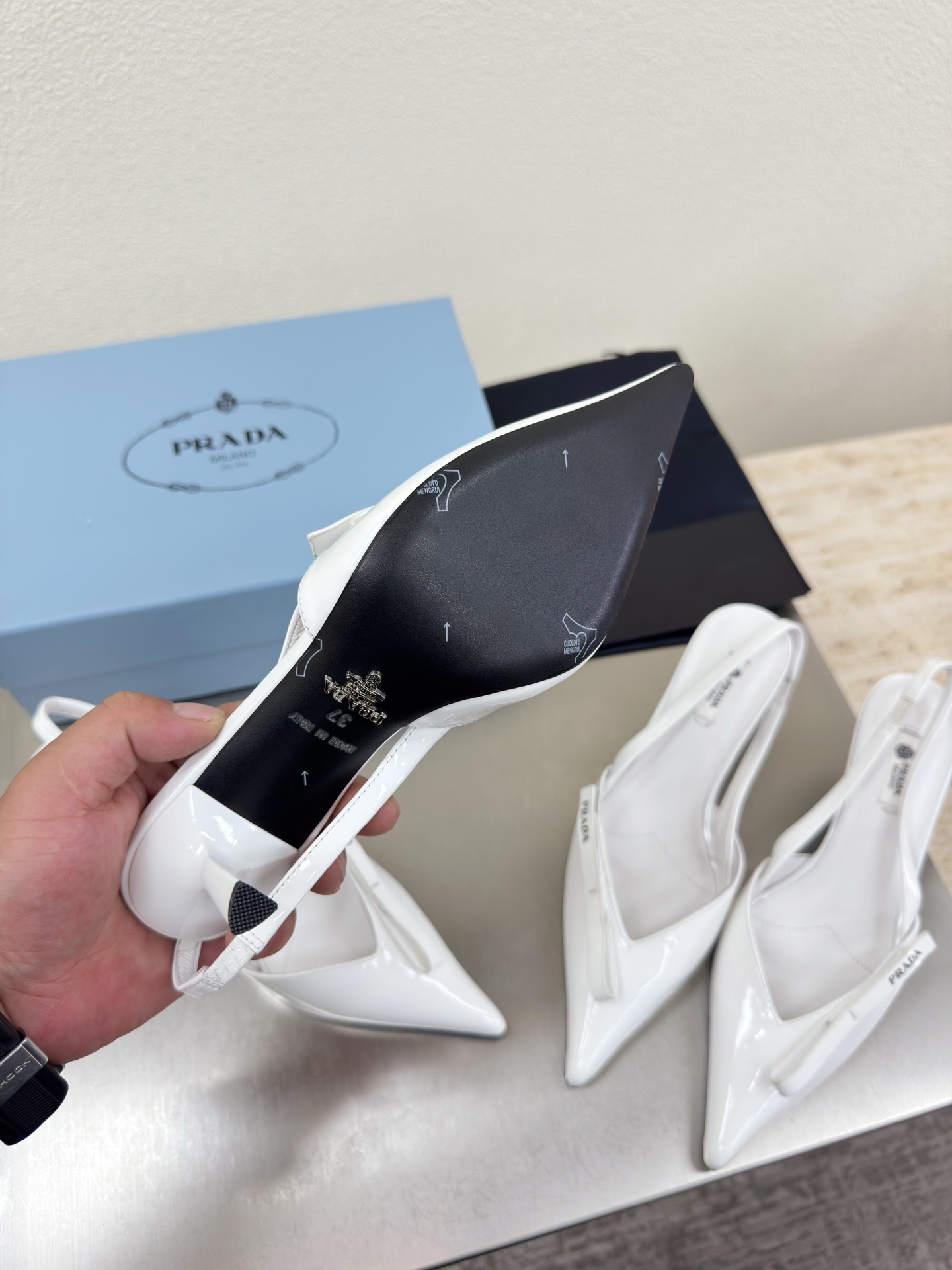 Prada Style White Leather Women's Shoes style reference detail image 5 from source 784757