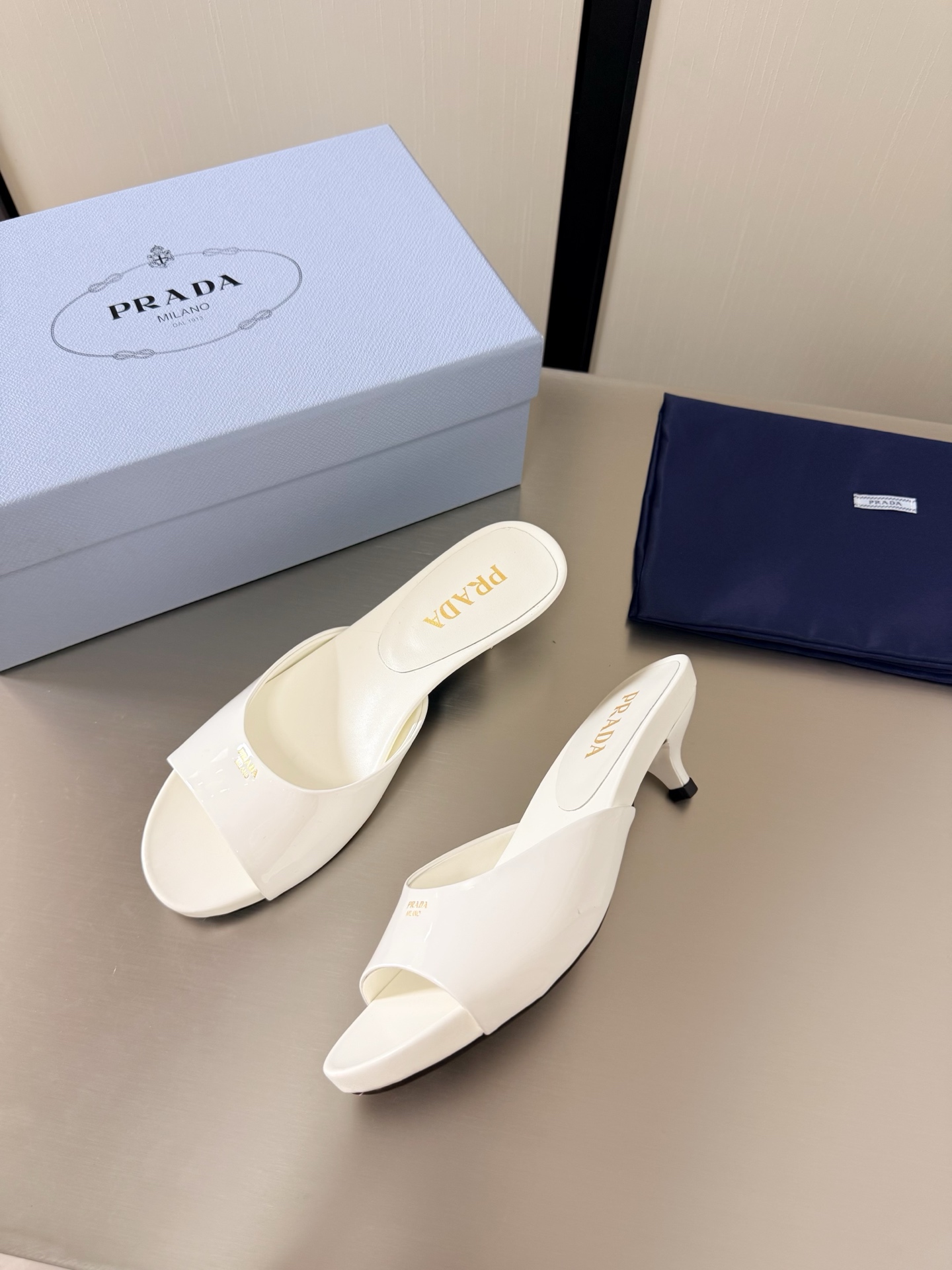 Prada Style White Leather Women's Shoes style reference detail image 7 from source 784761