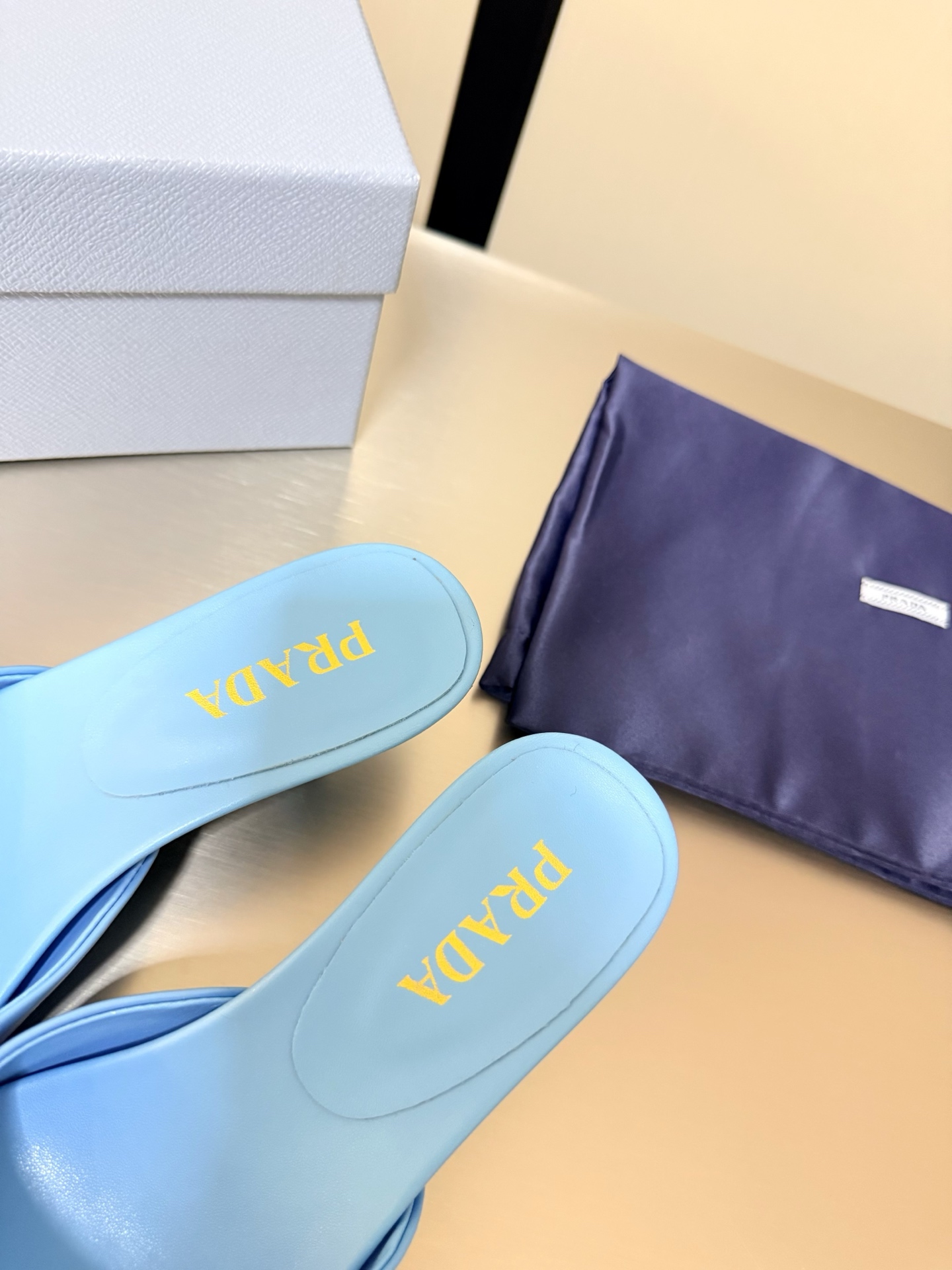 Prada Style Blue Leather Women's Shoes style reference detail image 9 from source 784763