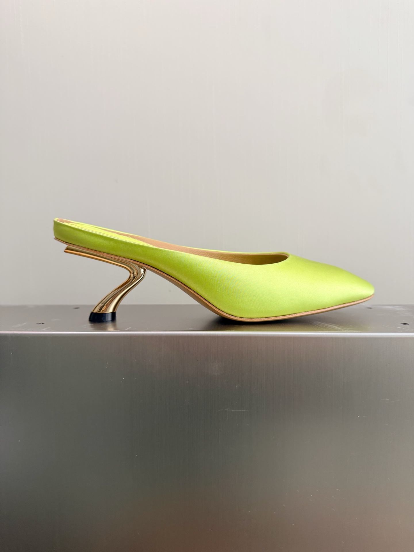 NO:785134,FERRAGAMO S metal heel square toe slippers, half drag, ferragamo, ferragamo, slippers19860909菲拉格慕（FERRAGAMO） S金属跟 方头拖鞋,半拖,ferragamo,ferragamo,slippers,Women's Shoes