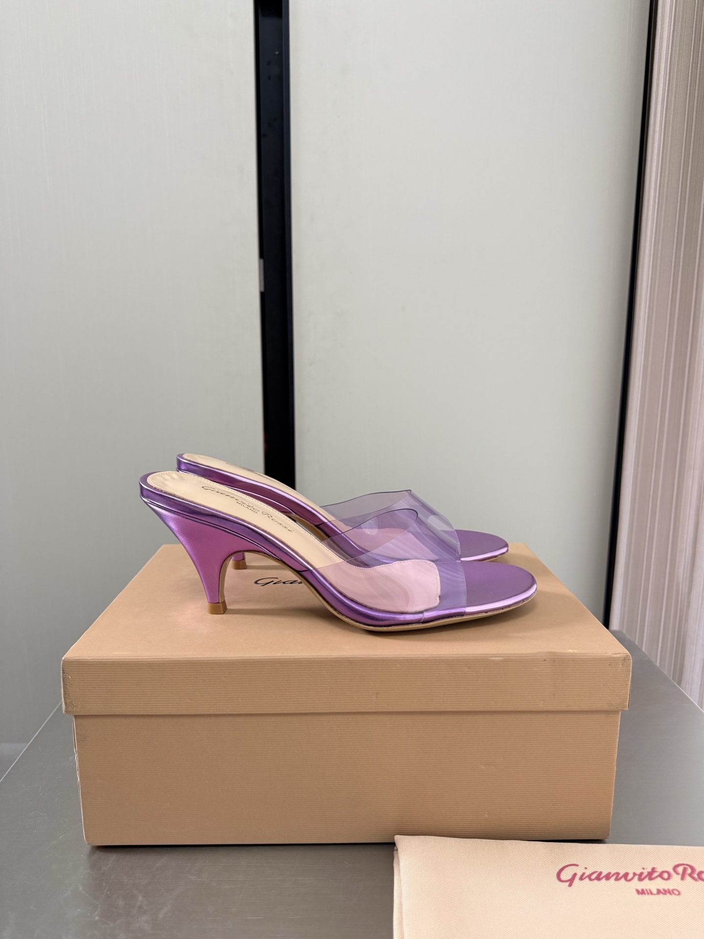 NO:889783,Gianvito Rossi medium heel 7cm slippers, high heels slippers, high heels, slippers19860909吉安维托罗西 中跟7cm 拖鞋,高跟鞋拖鞋,high heels,slippers,Women's Shoes