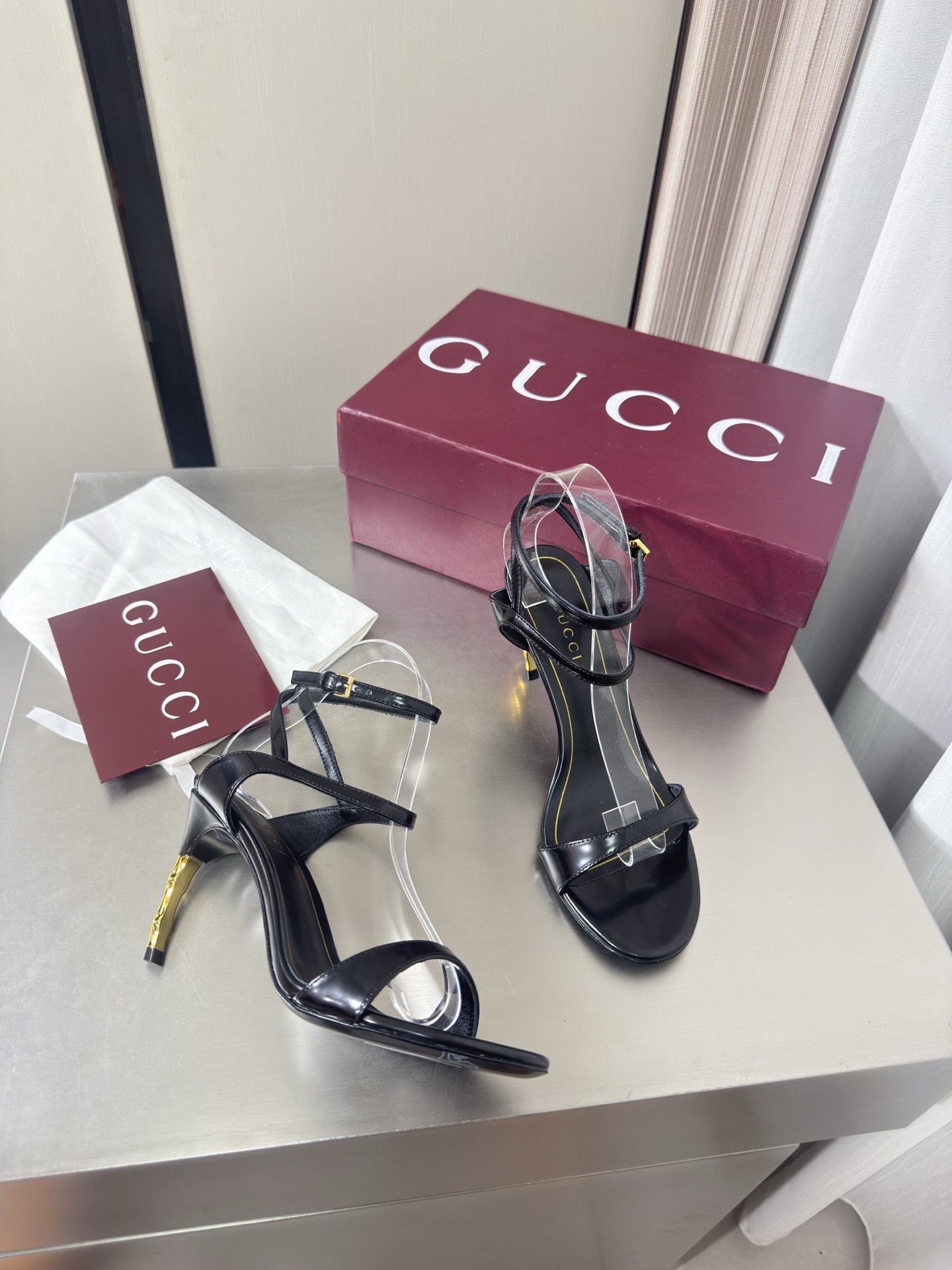 Gucci Sandals
