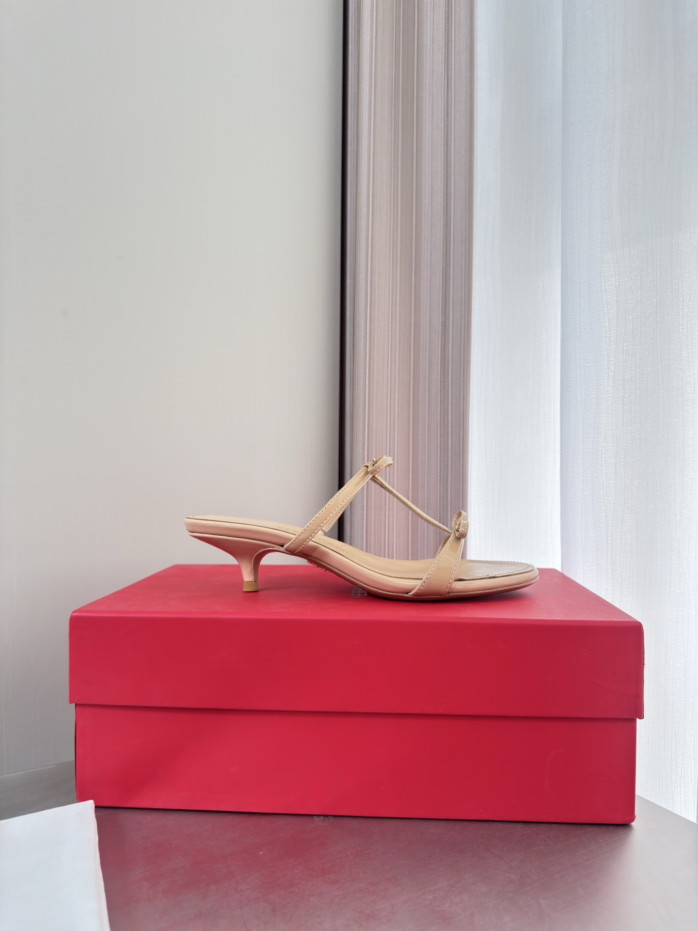 Ferragamo Slides