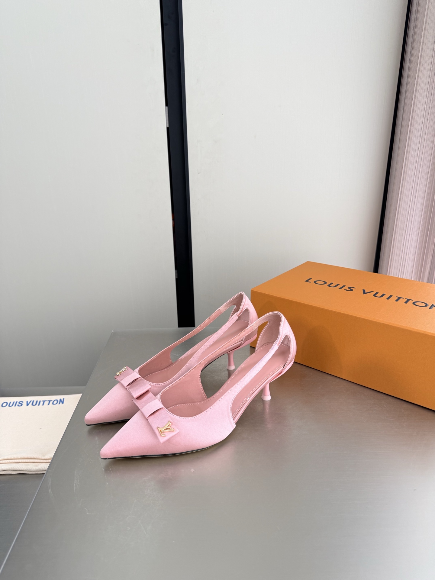 Louis Vuitton Women Shoes