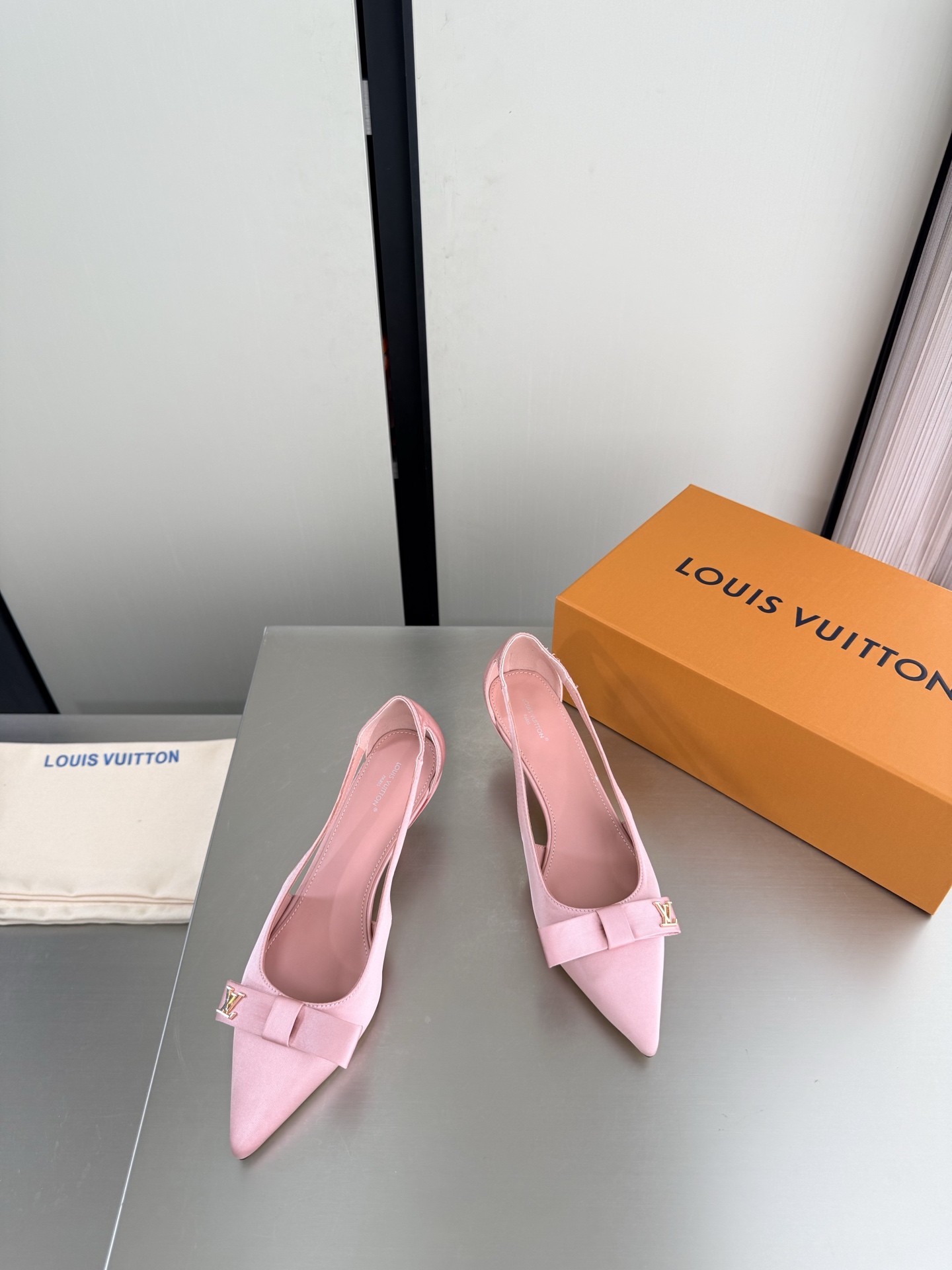 Louis Vuitton Women Shoes