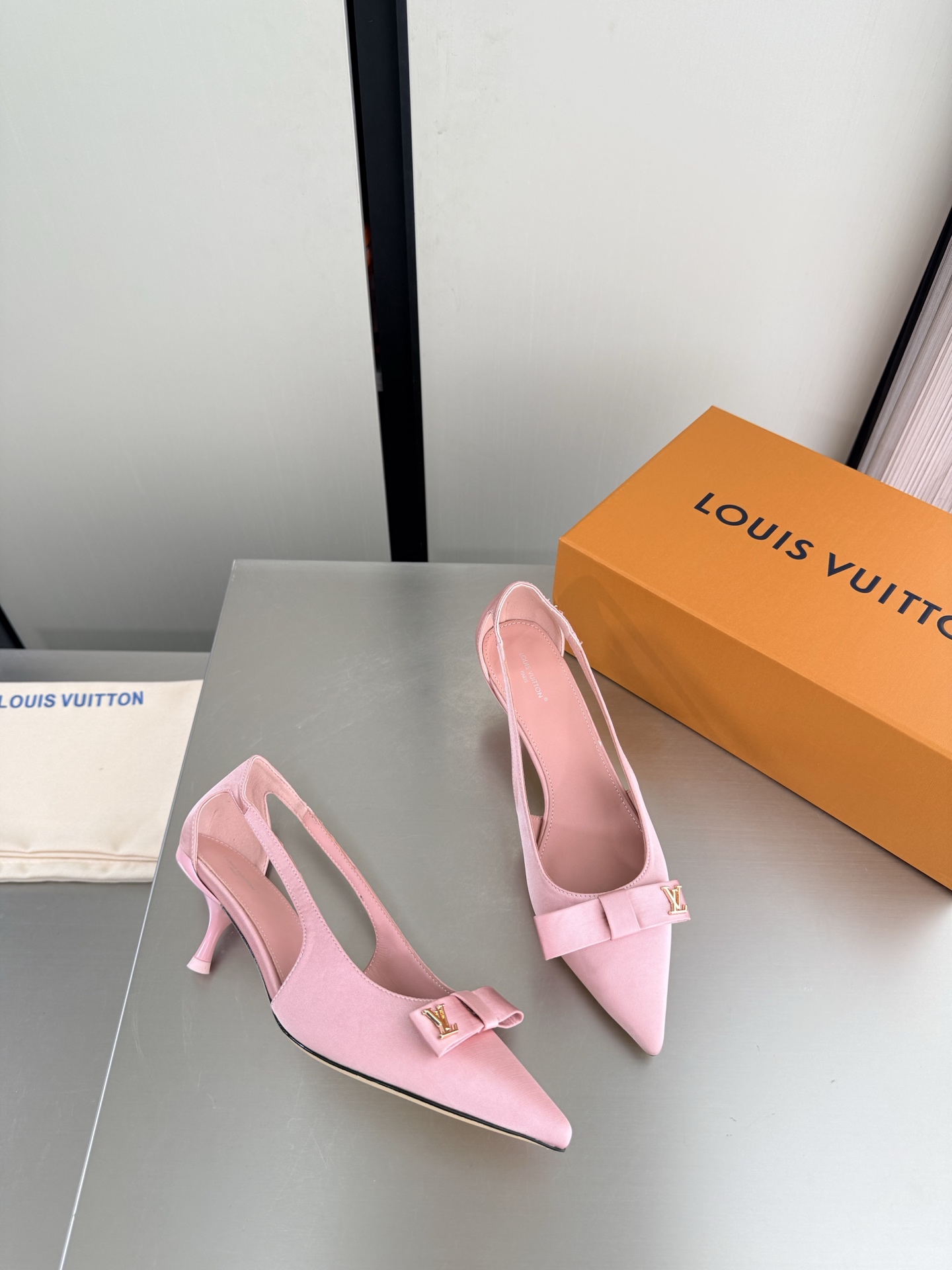 Louis Vuitton Women Shoes