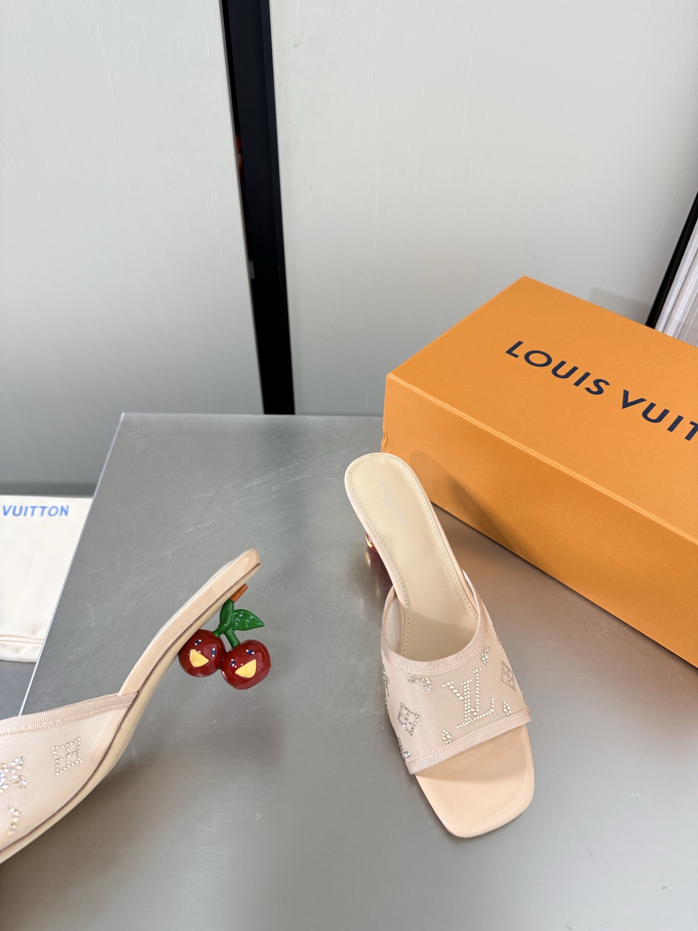 Louis Vuitton Slides