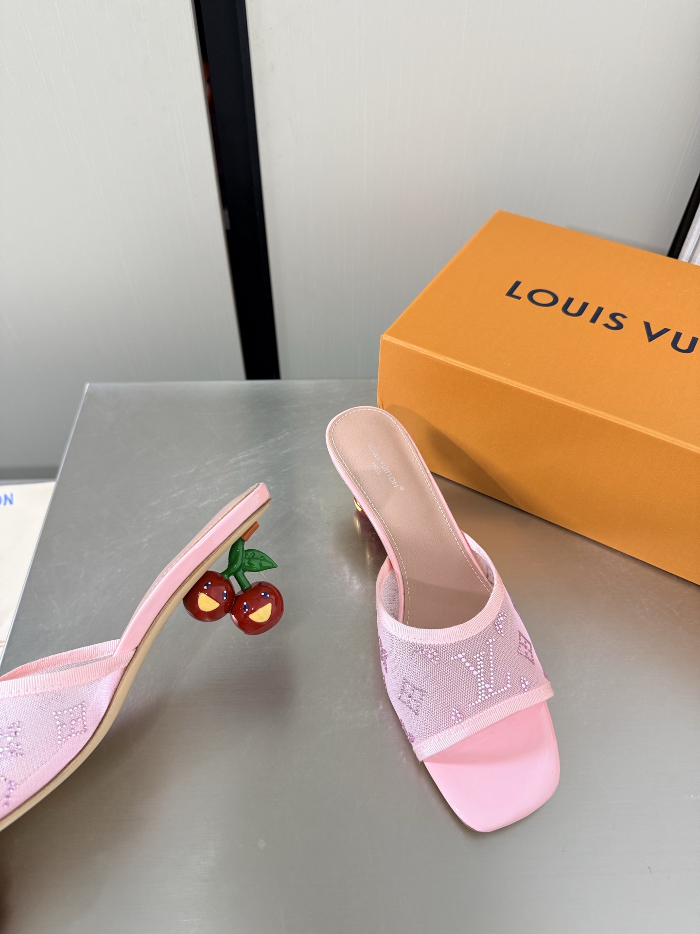 Louis Vuitton Slides