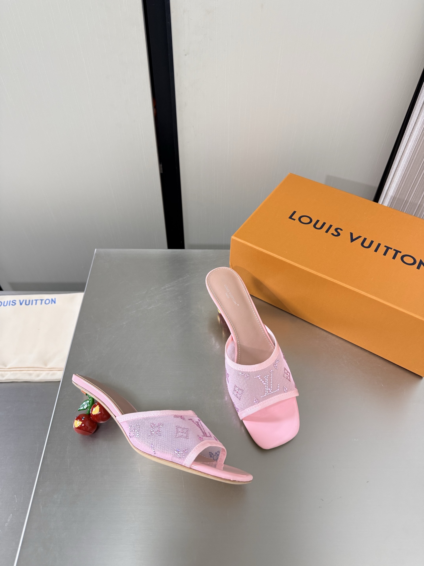 Louis Vuitton Slides