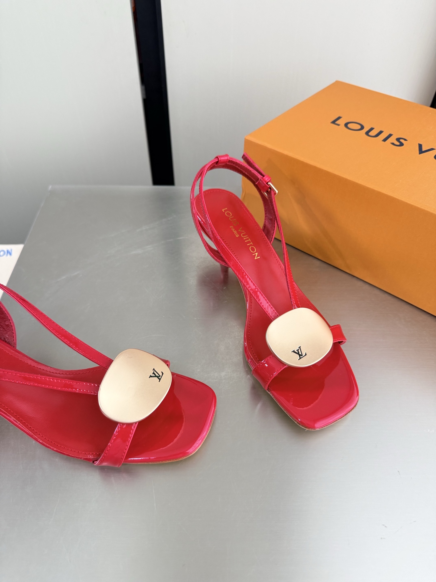 Louis Vuitton Sandals