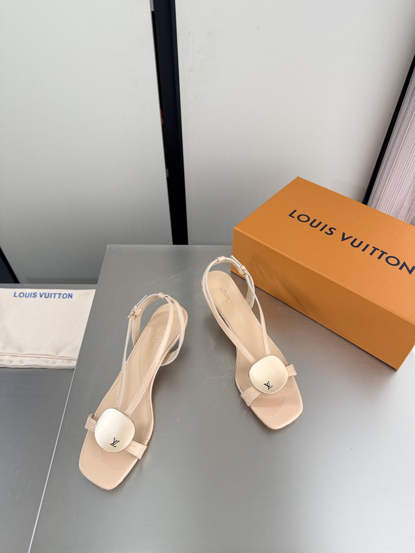 Louis Vuitton Sandals