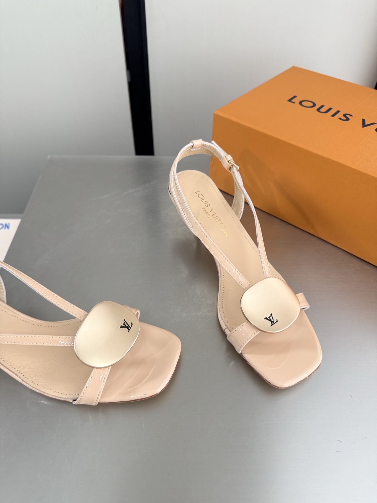 Louis Vuitton Sandals