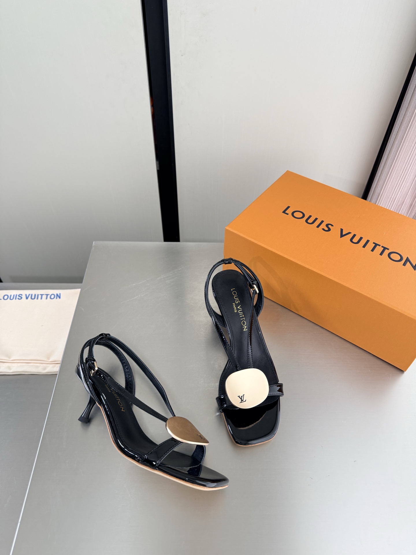 Louis Vuitton Sandals