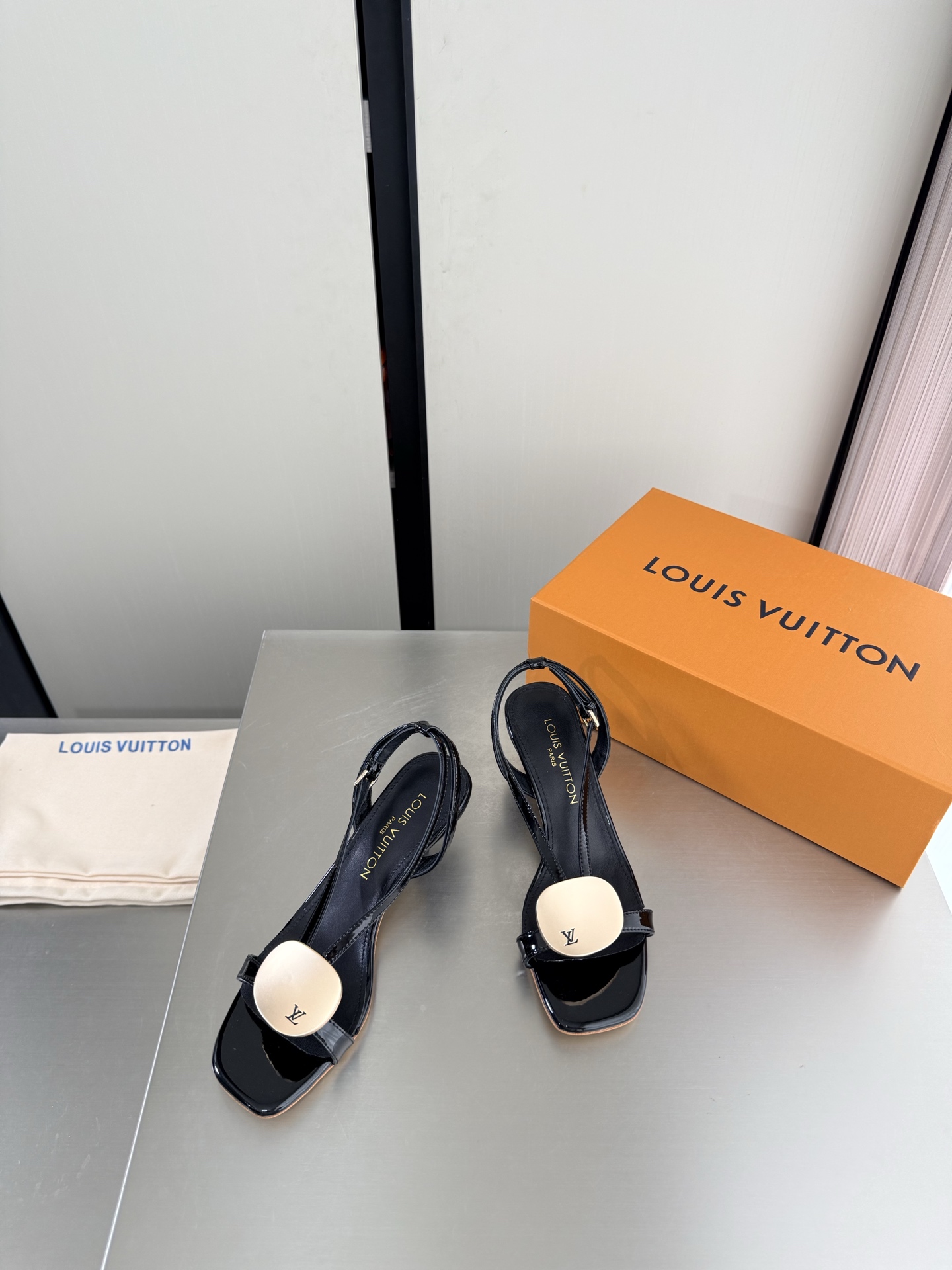 Louis Vuitton Sandals