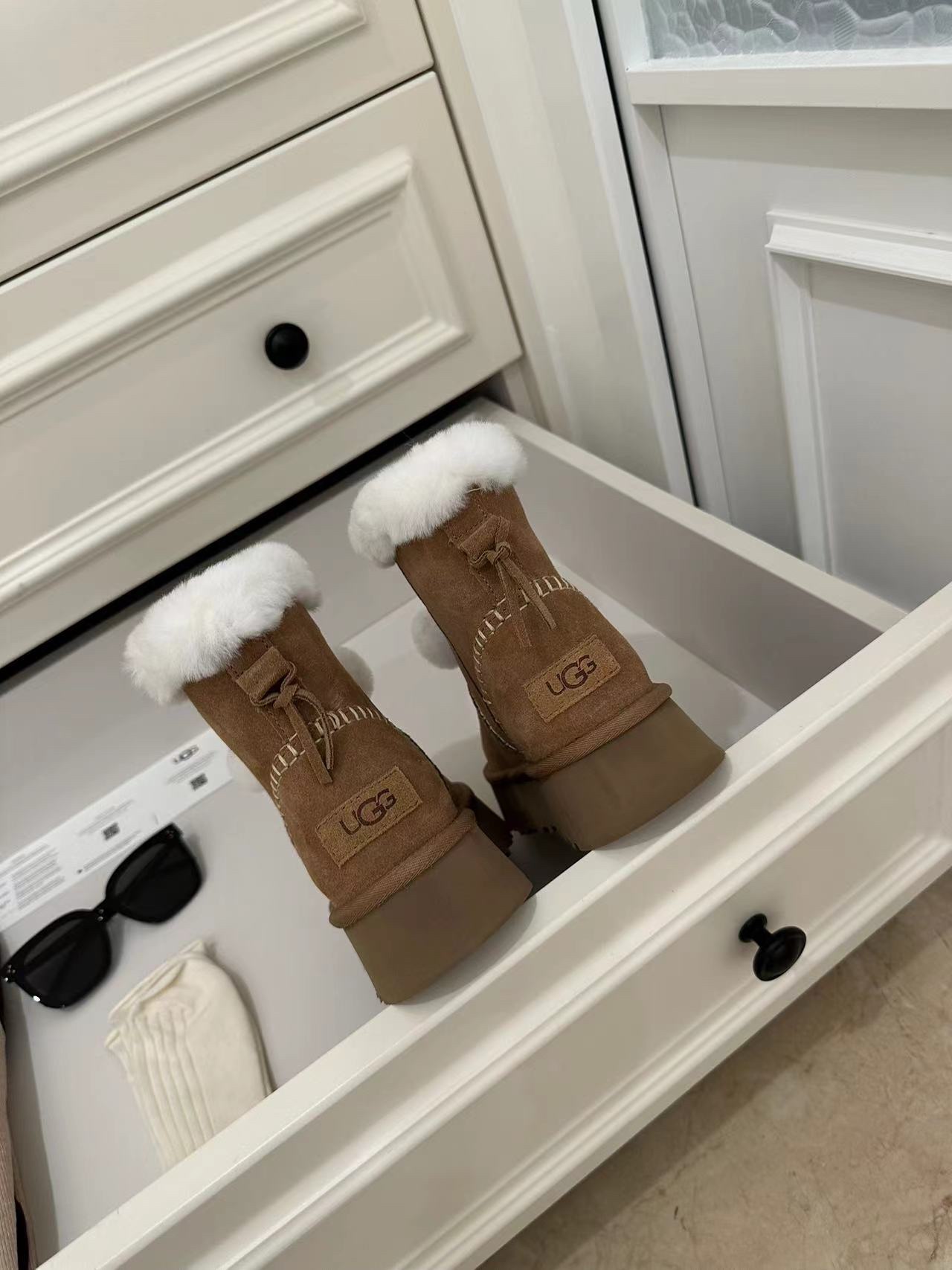 🔥UGG毛球小可爱size：35-40