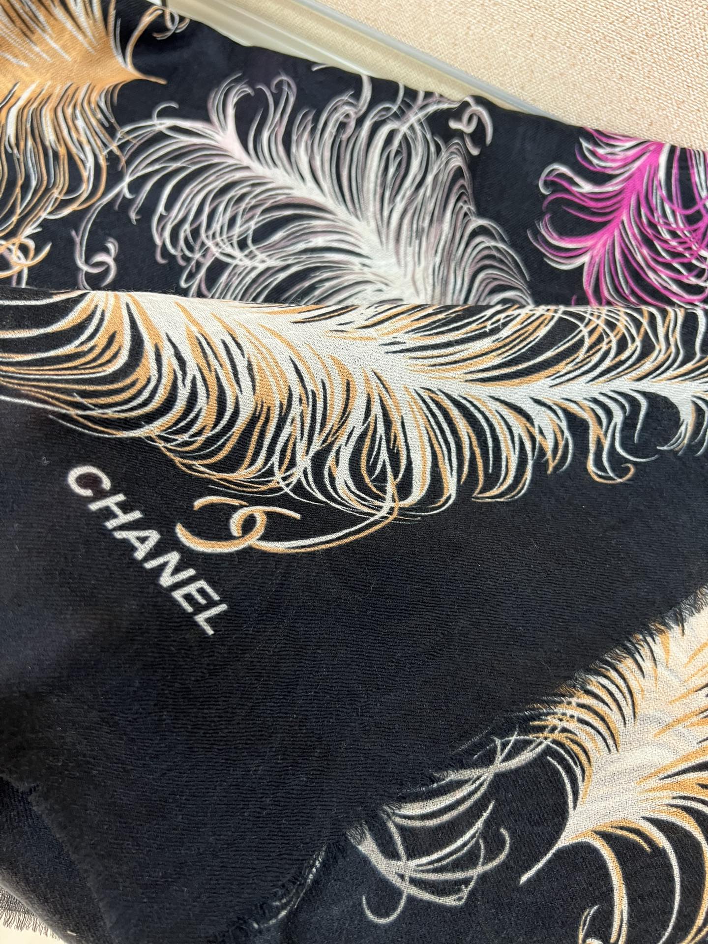 上新🌈 原版品质～～ 香奶奶专柜款～就是告诉大家这款必须收～🆕❤️ 新款长羊绒😍专柜同步🌈✨这个size