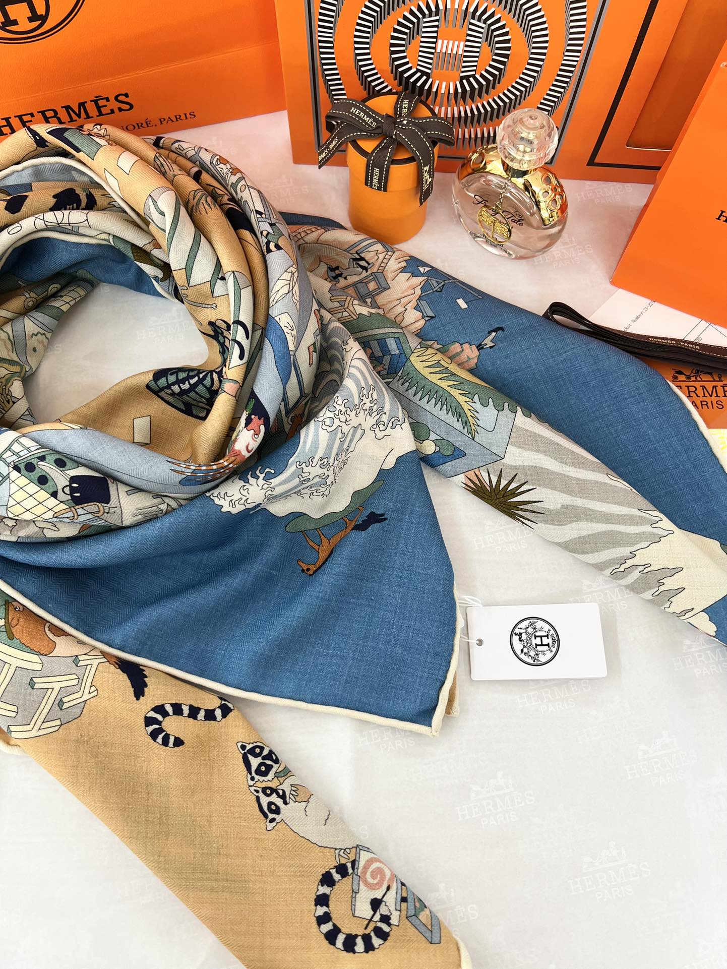 由设计师索菲亚·安德莱奥蒂(SoPhia Andreotti)和爱德华·巴里布德(EdouardBari