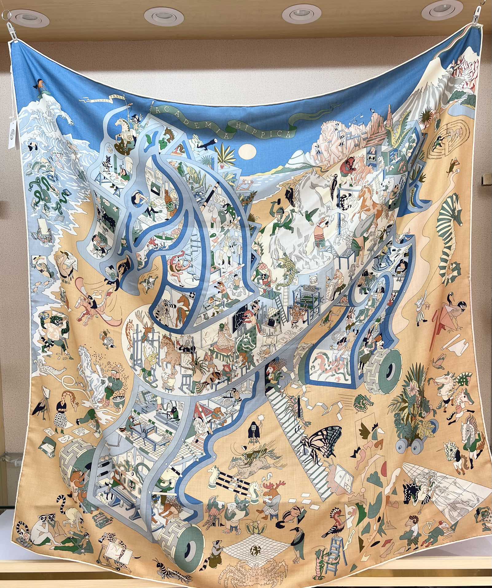 由设计师索菲亚·安德莱奥蒂(SoPhia Andreotti)和爱德华·巴里布德(EdouardBari