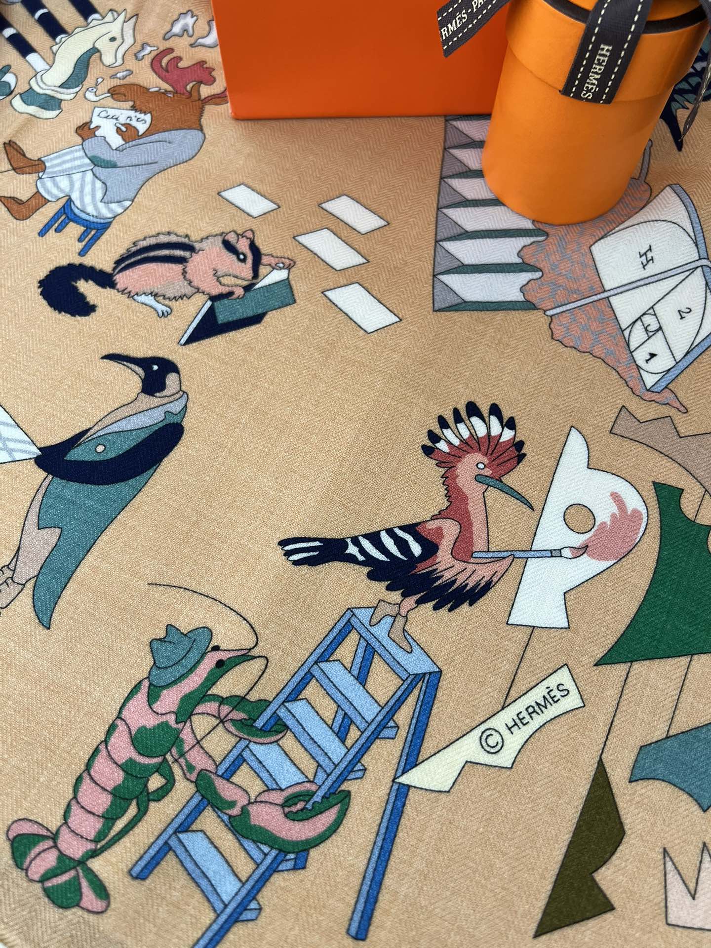 由设计师索菲亚·安德莱奥蒂(SoPhia Andreotti)和爱德华·巴里布德(EdouardBari