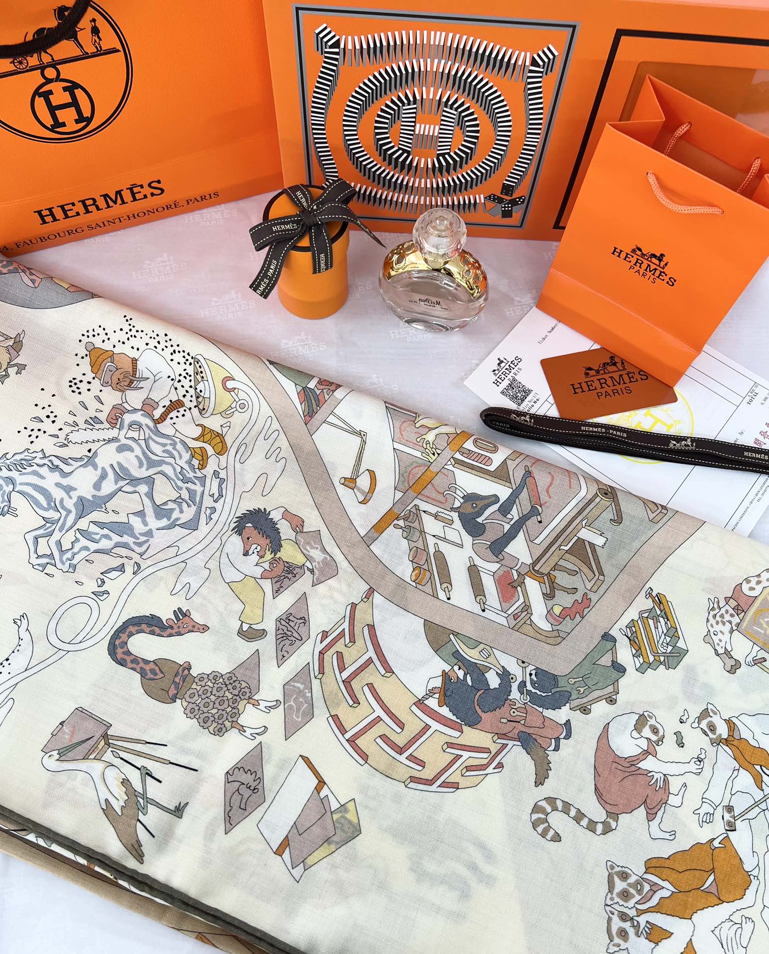 由设计师索菲亚·安德莱奥蒂(SoPhia Andreotti)和爱德华·巴里布德(EdouardBari