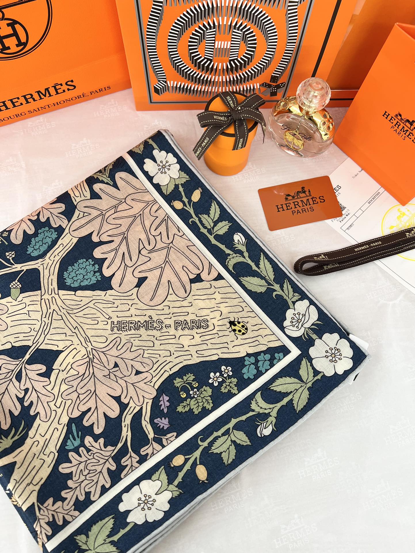 由设计师索菲亚·安德莱奥蒂(SoPhia Andreotti)和爱德华·巴里布德(EdouardBari