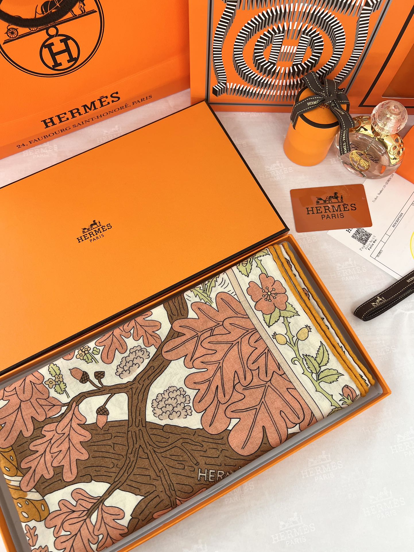 由设计师索菲亚·安德莱奥蒂(SoPhia Andreotti)和爱德华·巴里布德(EdouardBari