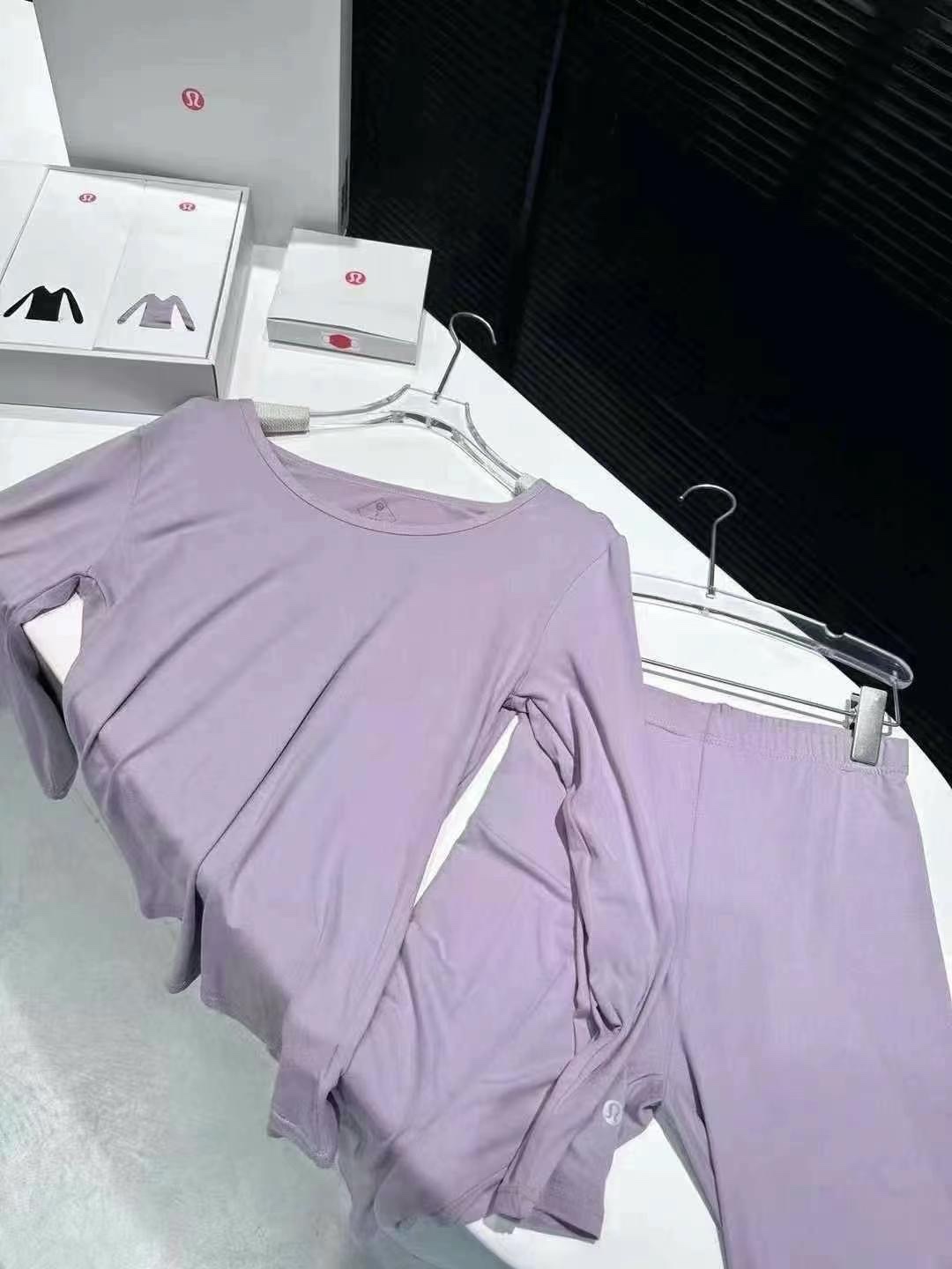 Louis Vuitton Haute Couture Haute Couture Ready-to-Wear Clothing Dress 2