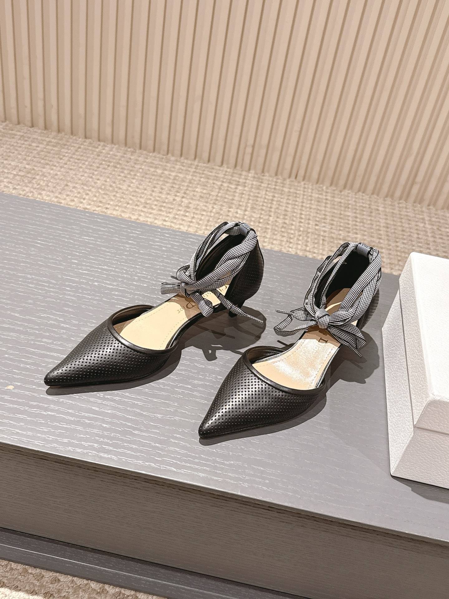 Dior J'Adior Embroidered Pointed Toe Heel Sandals 4 i1746227081282 5885 0 1