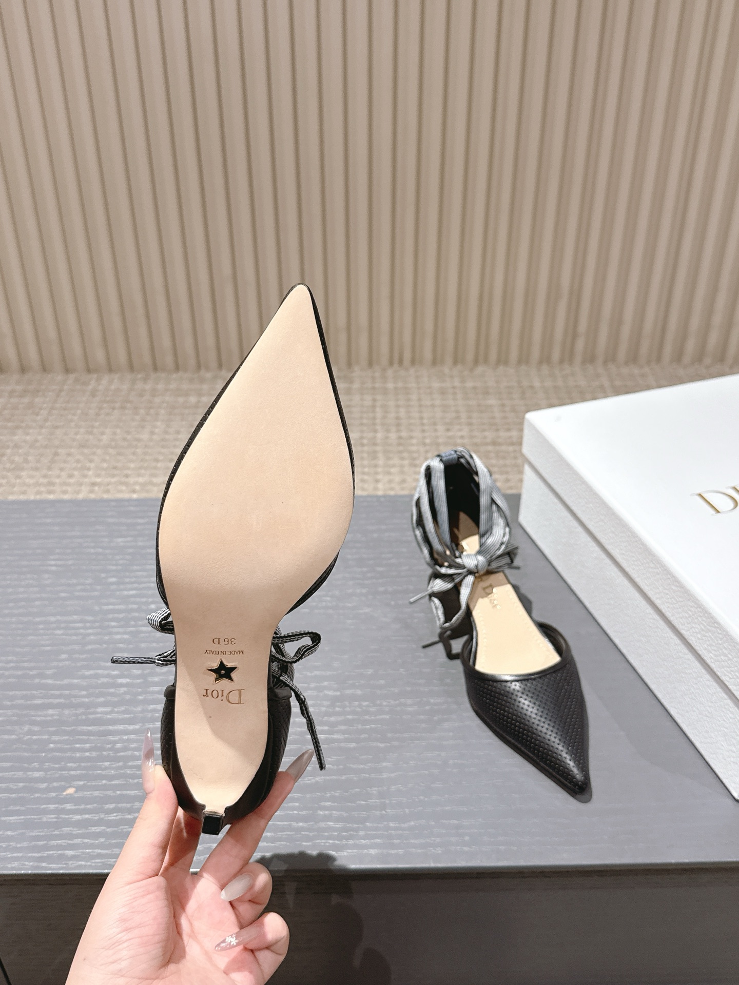 Dior J'Adior Embroidered Pointed Toe Heel Sandals 10 i1746227081318 1945 0 8